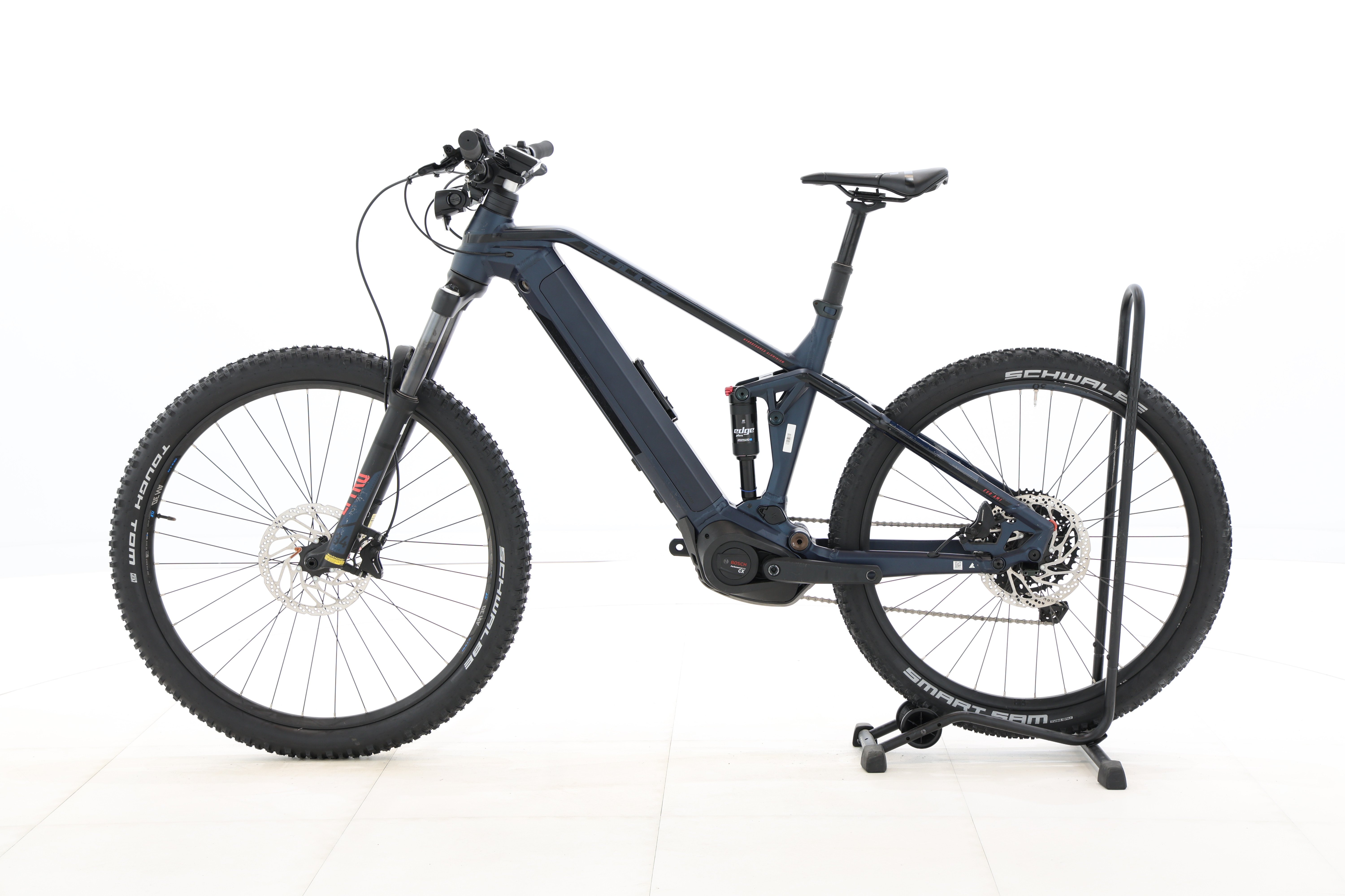 16f2853a-9da1-421f-aa2f-e2a06e754c76