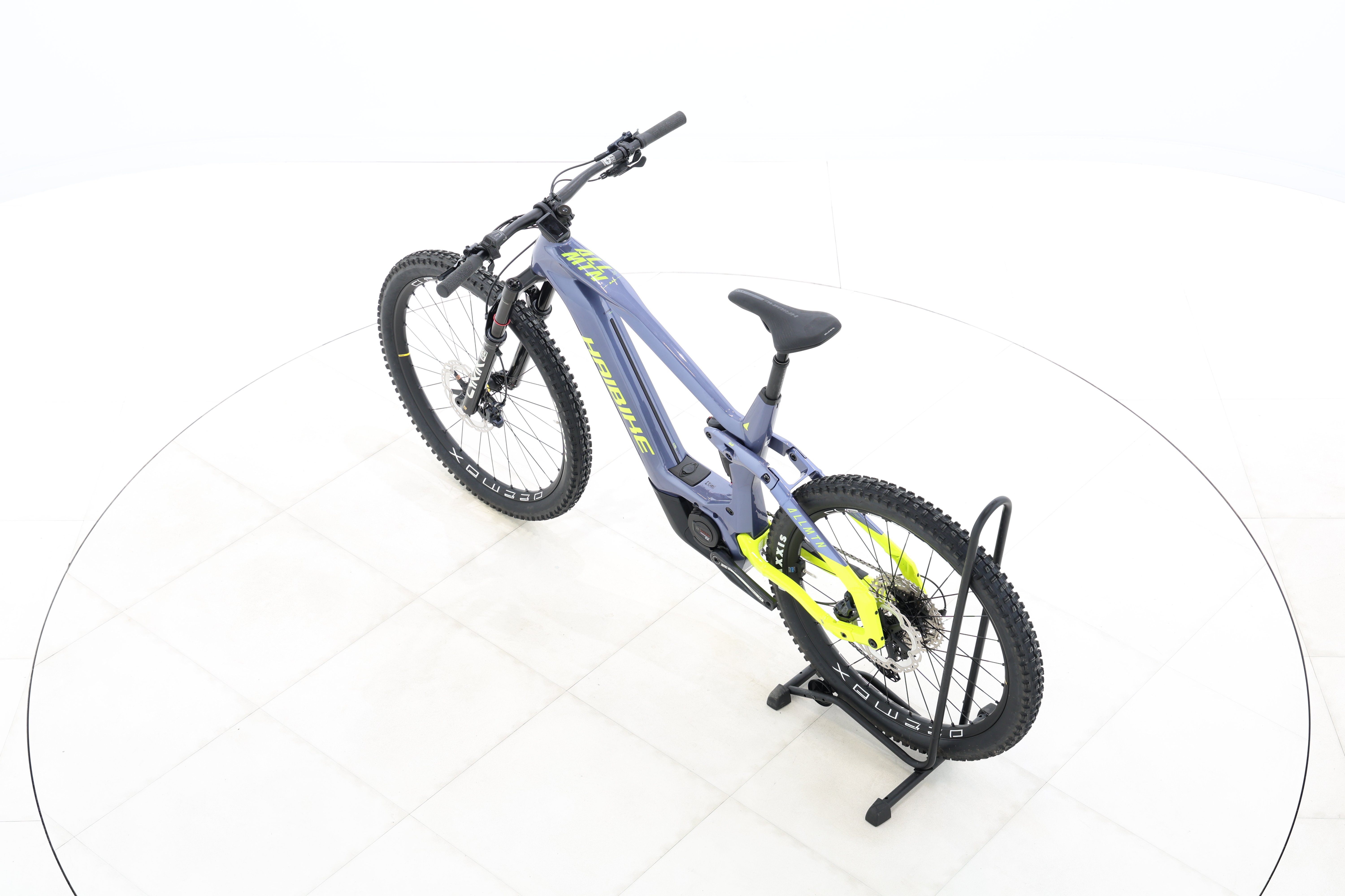 72814783-f8b1-41dd-8db3-c354284a50ed