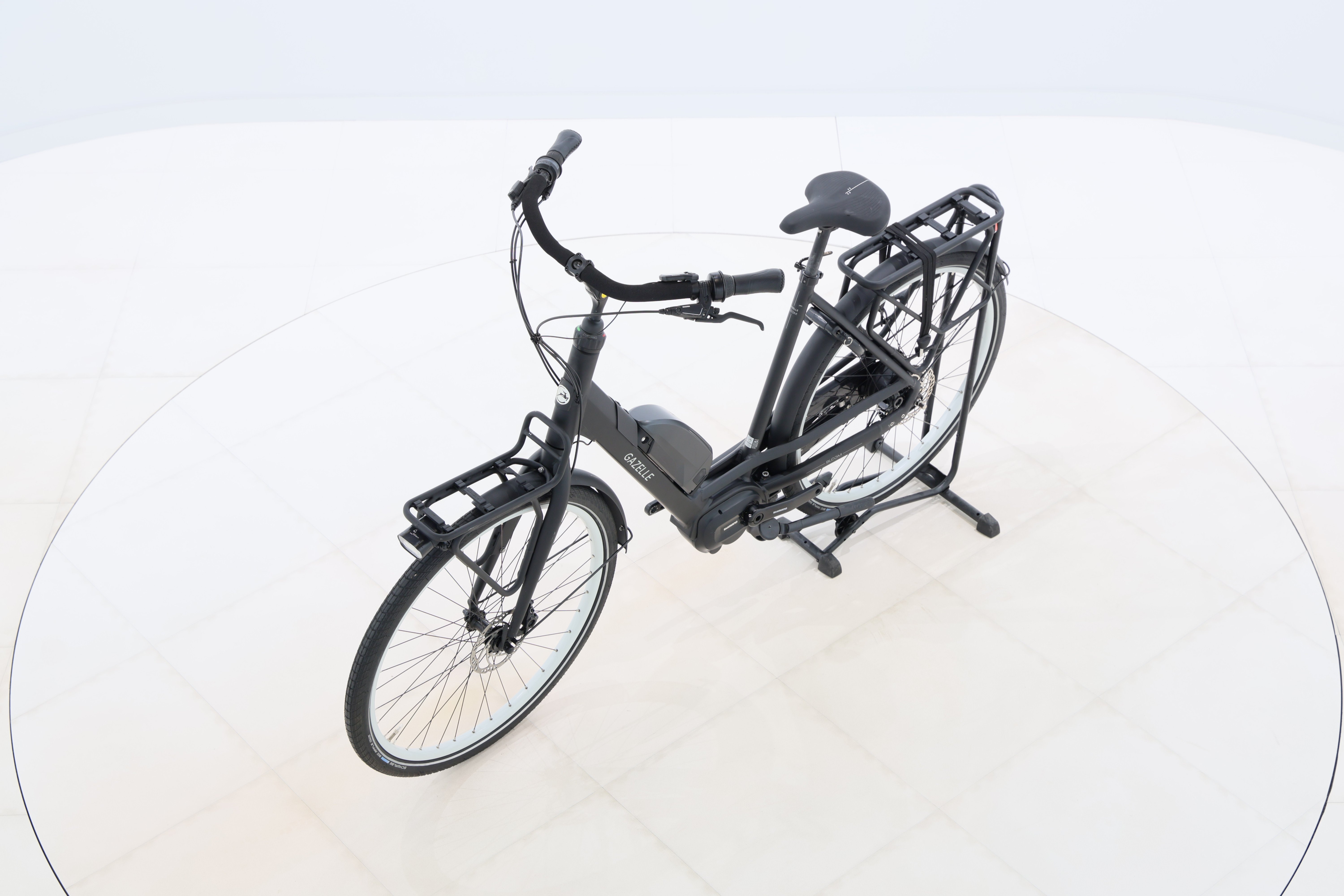 e35818a0-0ff1-4f24-9958-b7605600e2ff