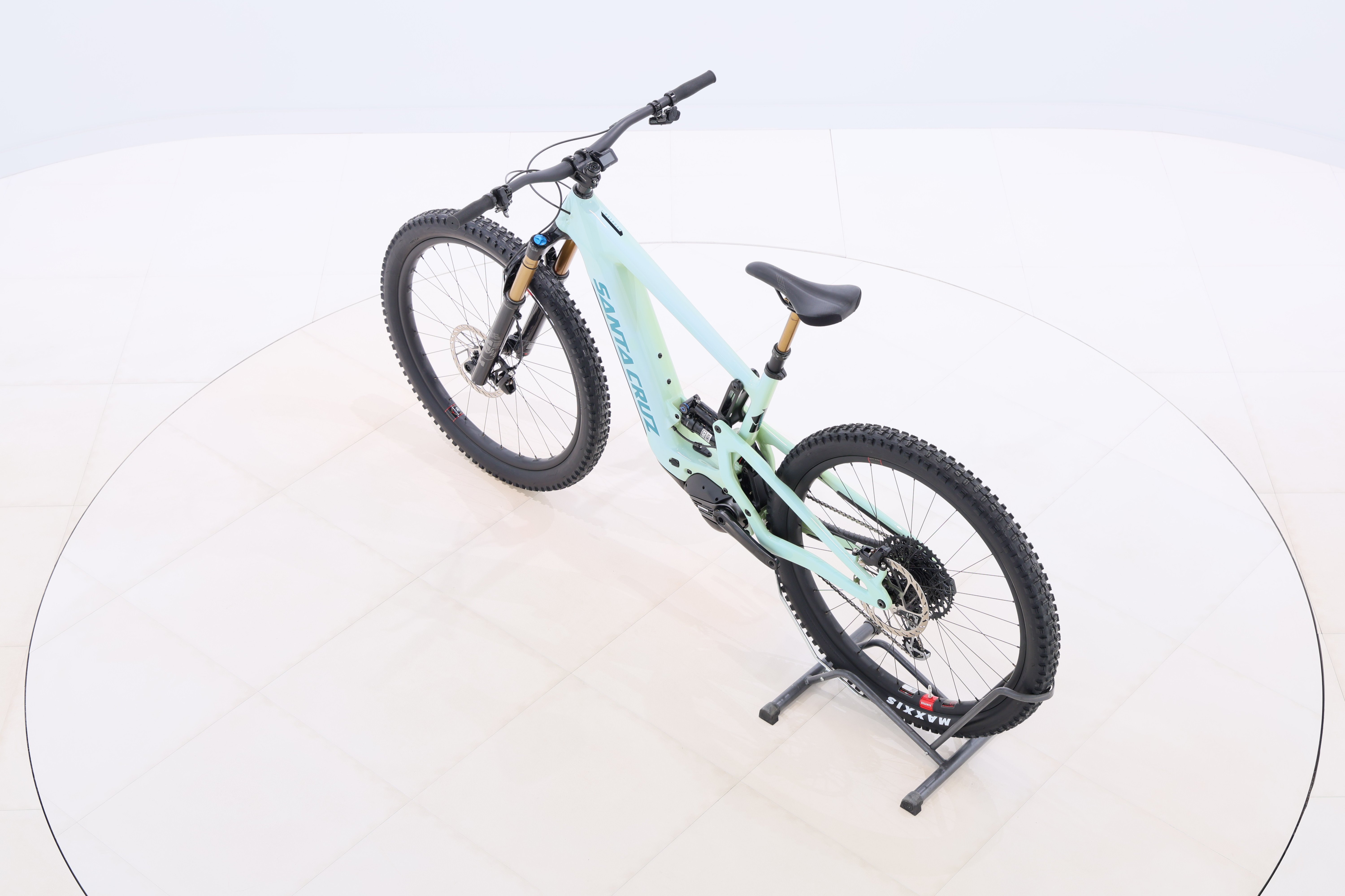 c8a5d781-b180-42ff-8a09-84d3701cd8b0