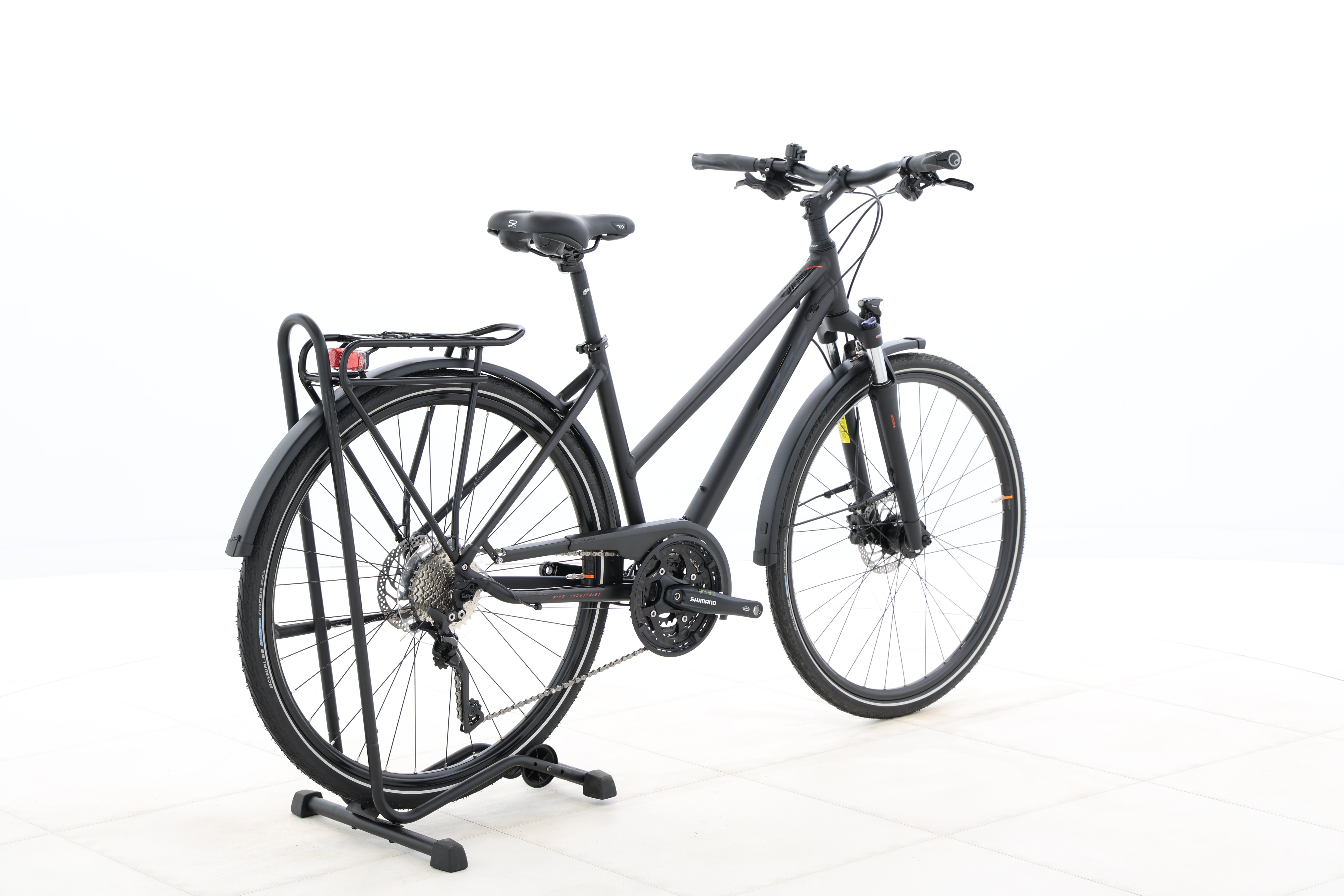 1b77fc75-a585-4a26-9506-c5eeeda20a74