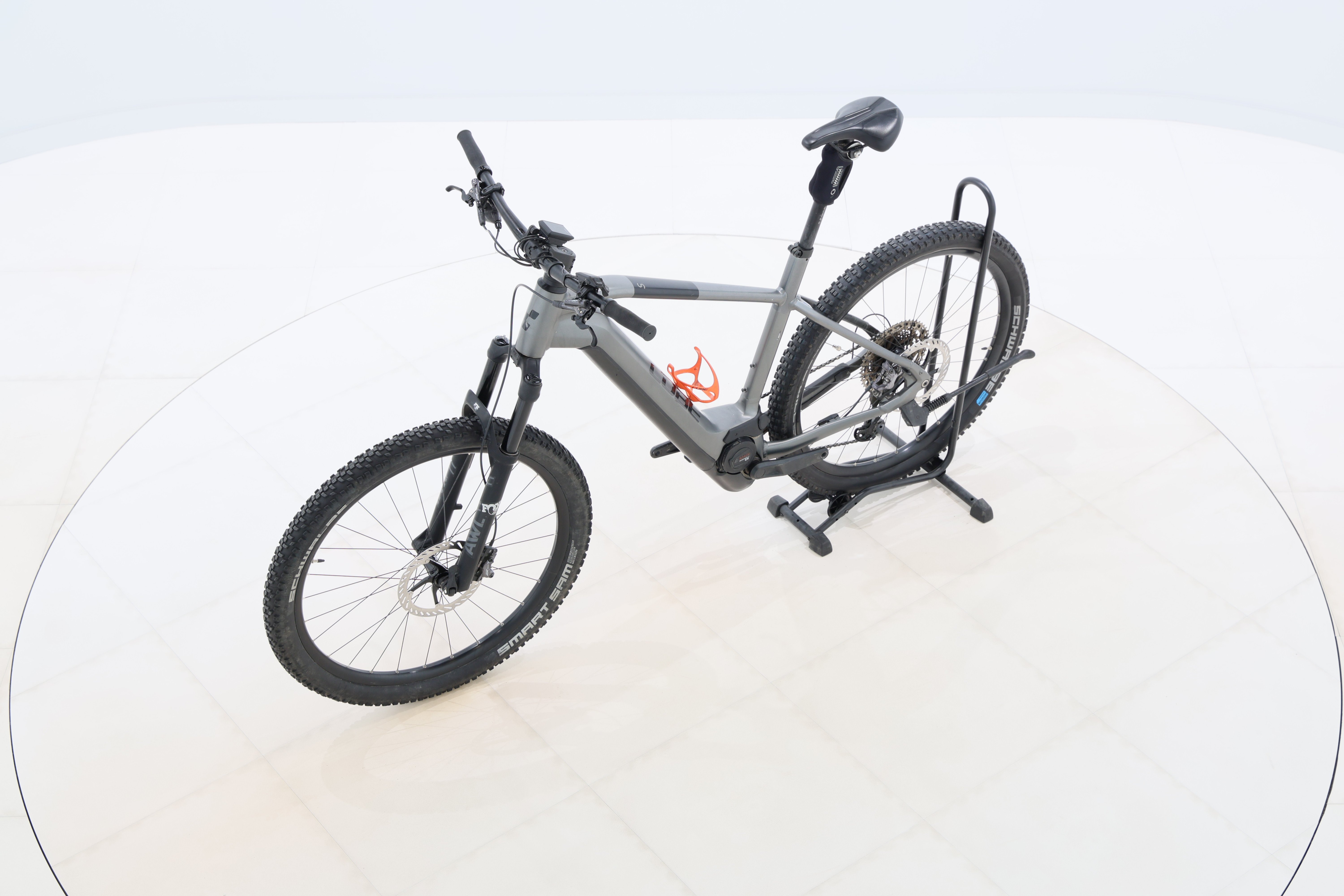 e6764df6-a9e1-4aec-b790-94704ea61558