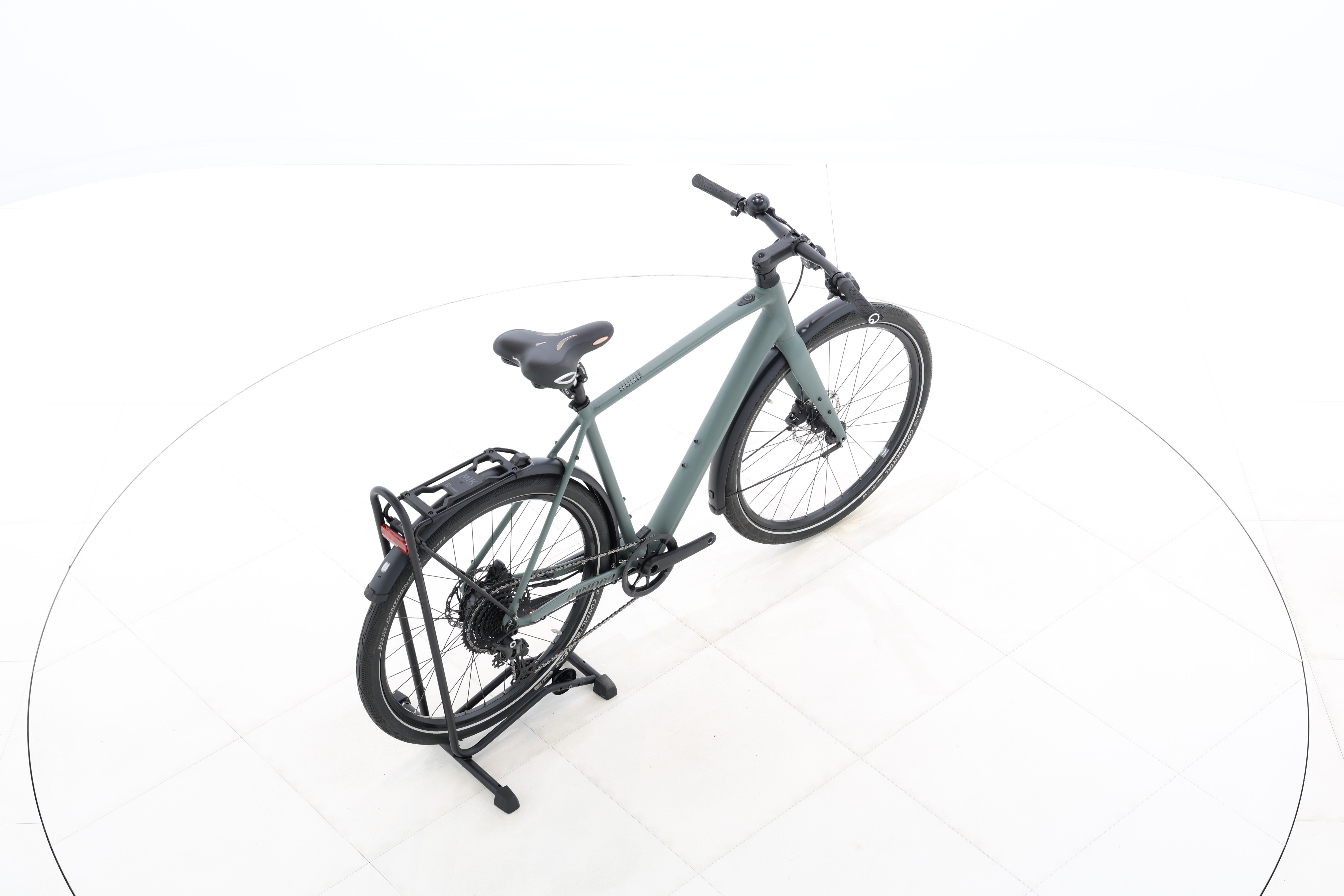 6b9b385b-9c91-431a-9d74-a8206b62acb9