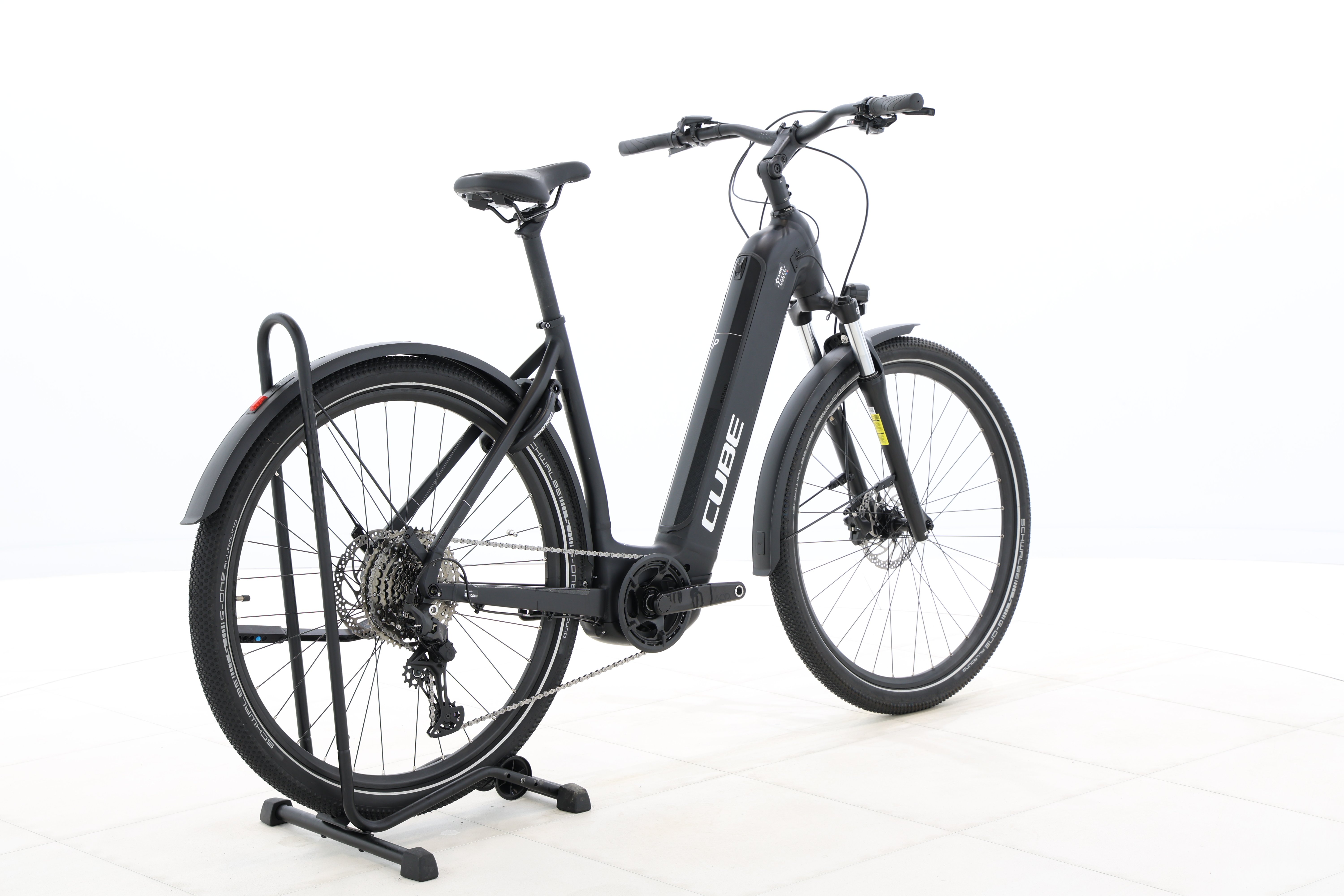 3cb5b8bc-9fff-40e5-9e81-efccb154ffe9