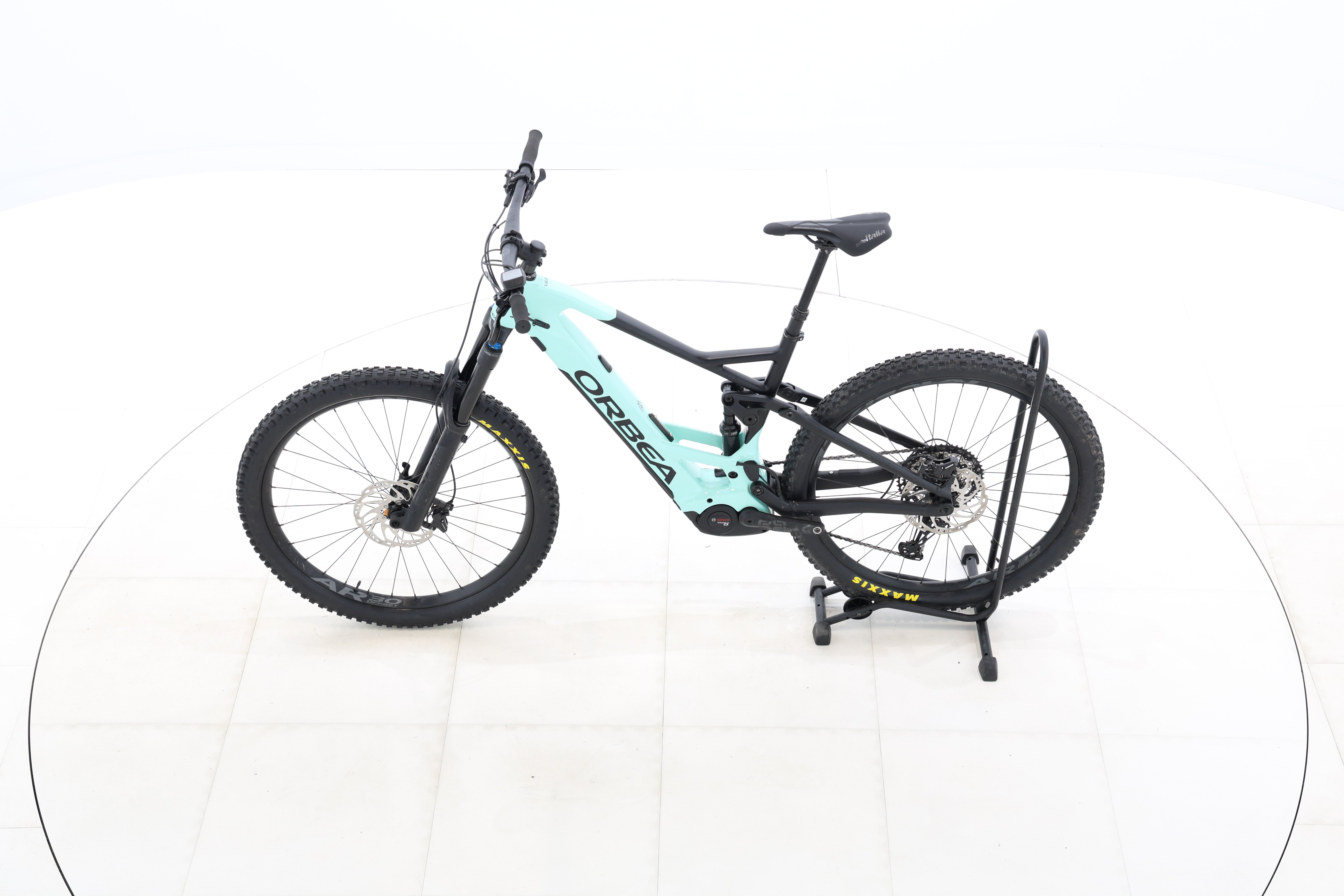 42ae6dcb-2edd-4a13-8c2c-352457d04bee