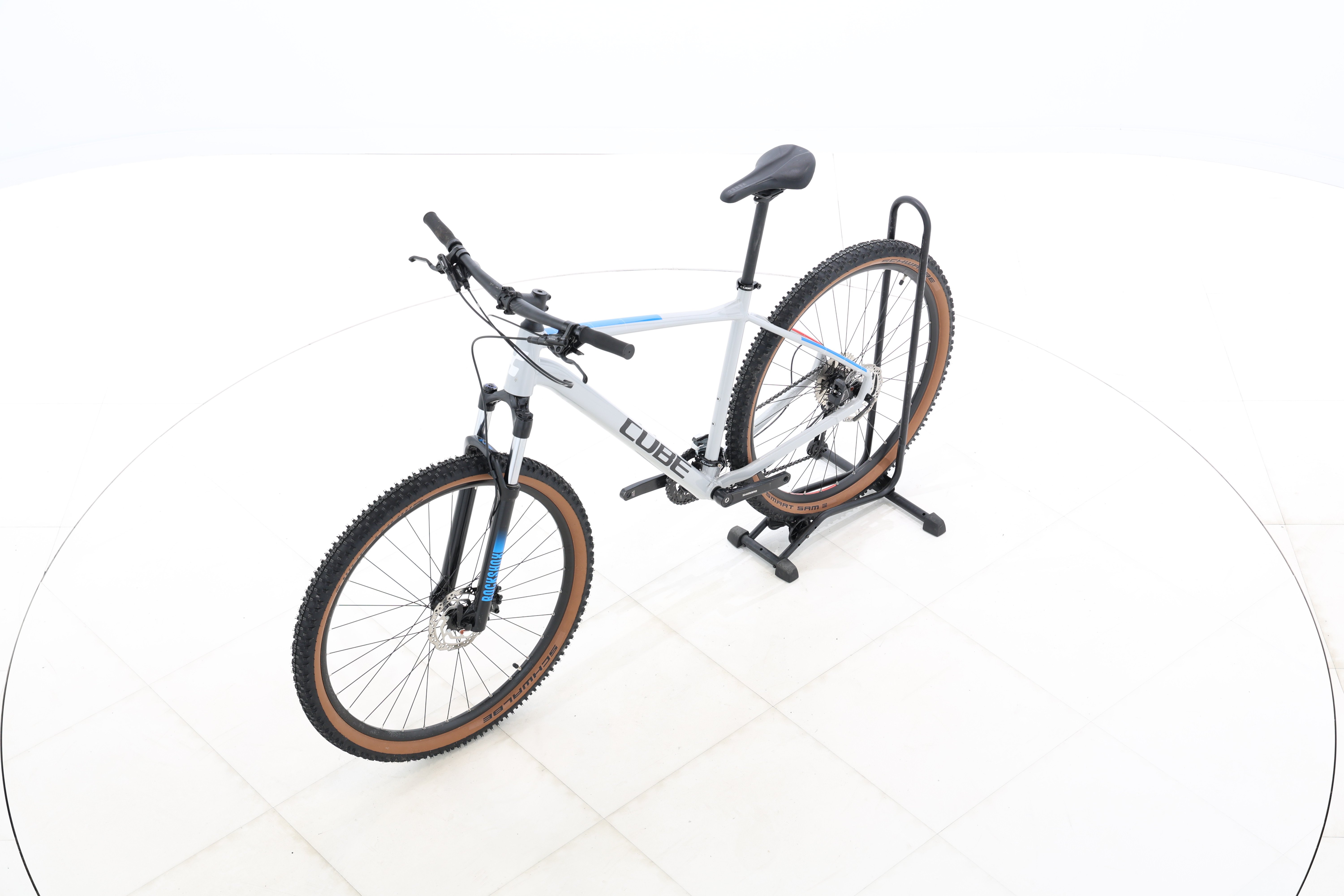 c502bbfd-c40e-4926-a24c-54fae3ece7e6