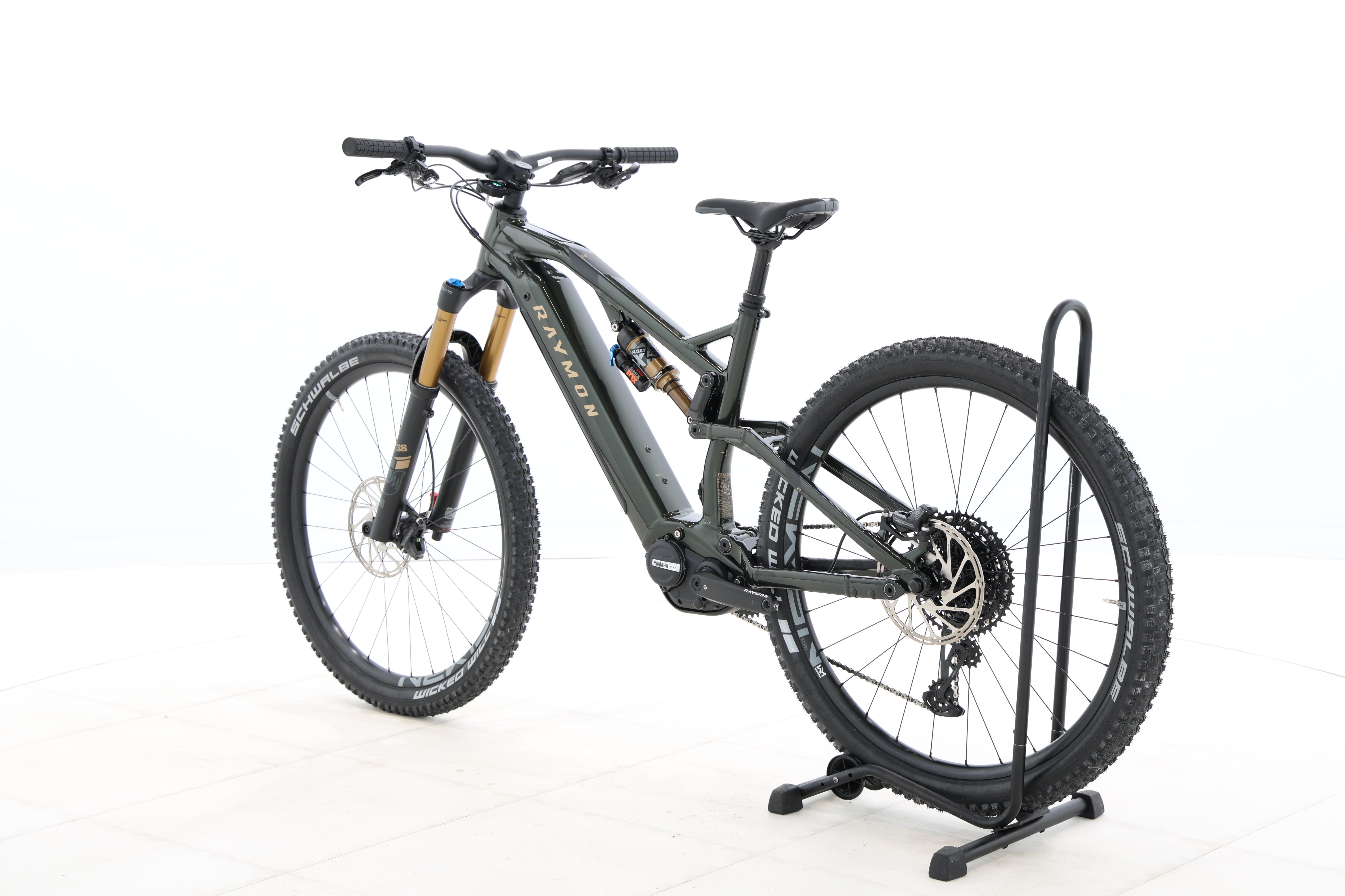 c727fe45-e631-4298-a1f1-1782fc09cd10