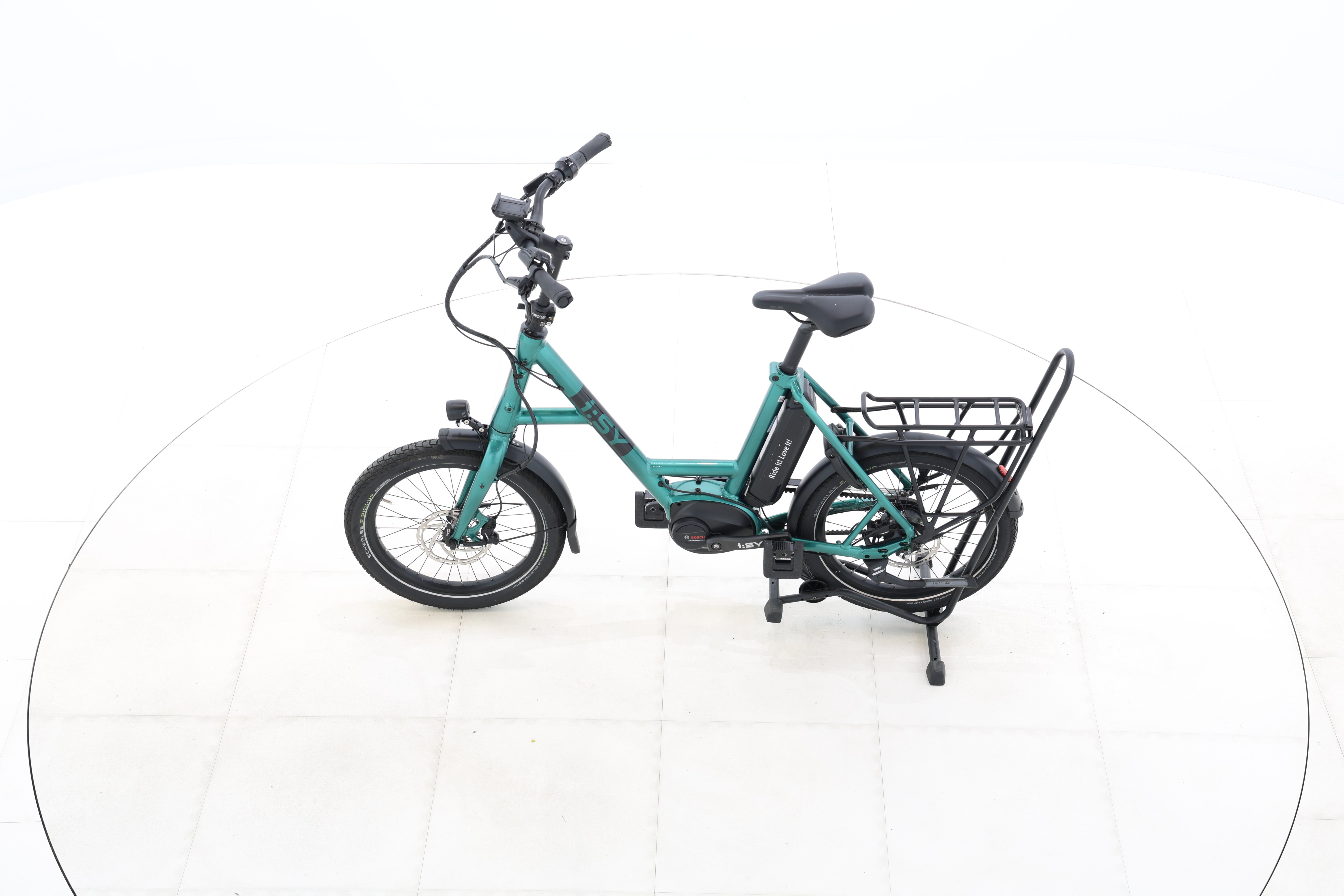 f90df3e6-59a1-41fb-b473-d1006e64c1aa