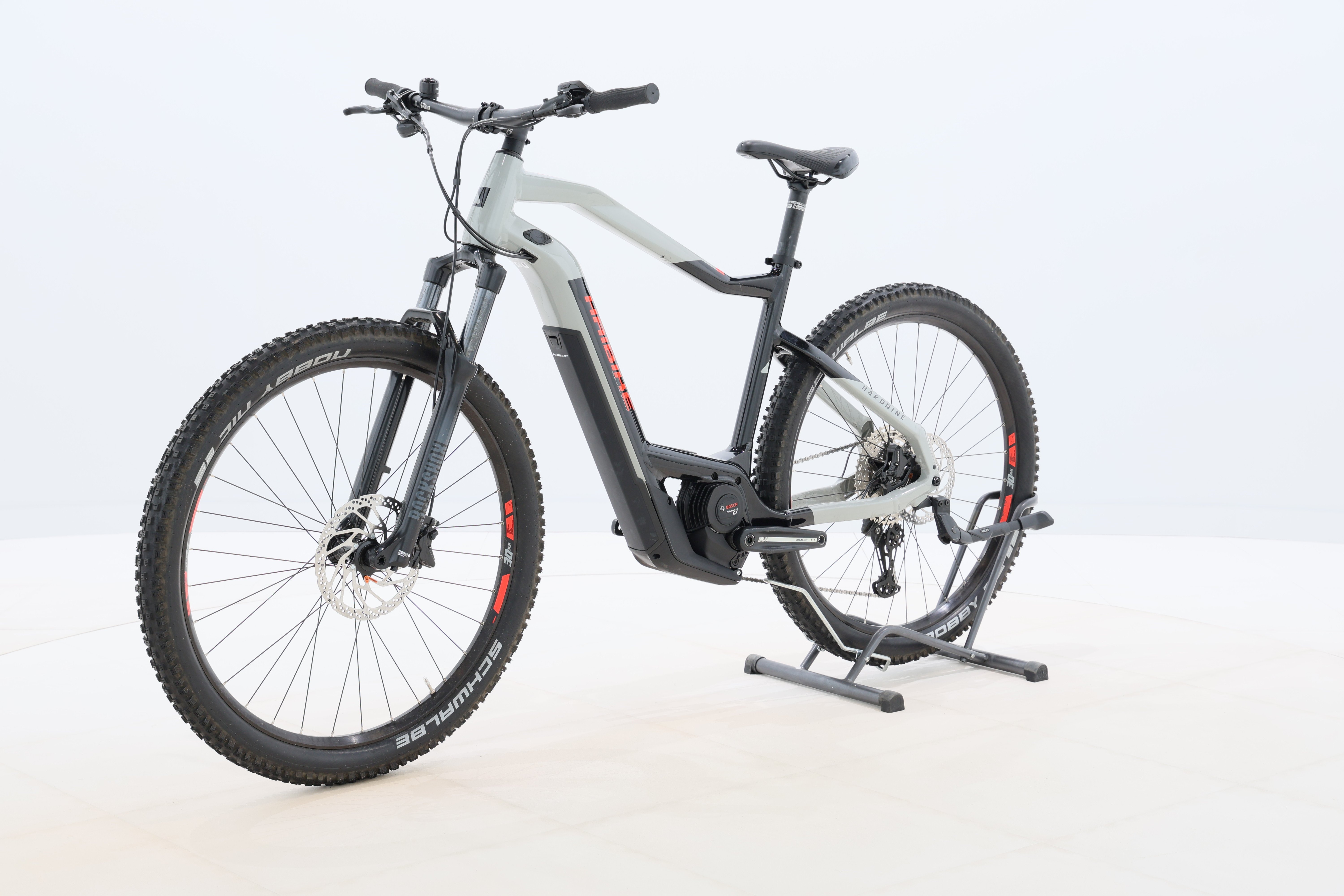 8ee7863c-b0dd-403a-86ce-4e41b784c08e