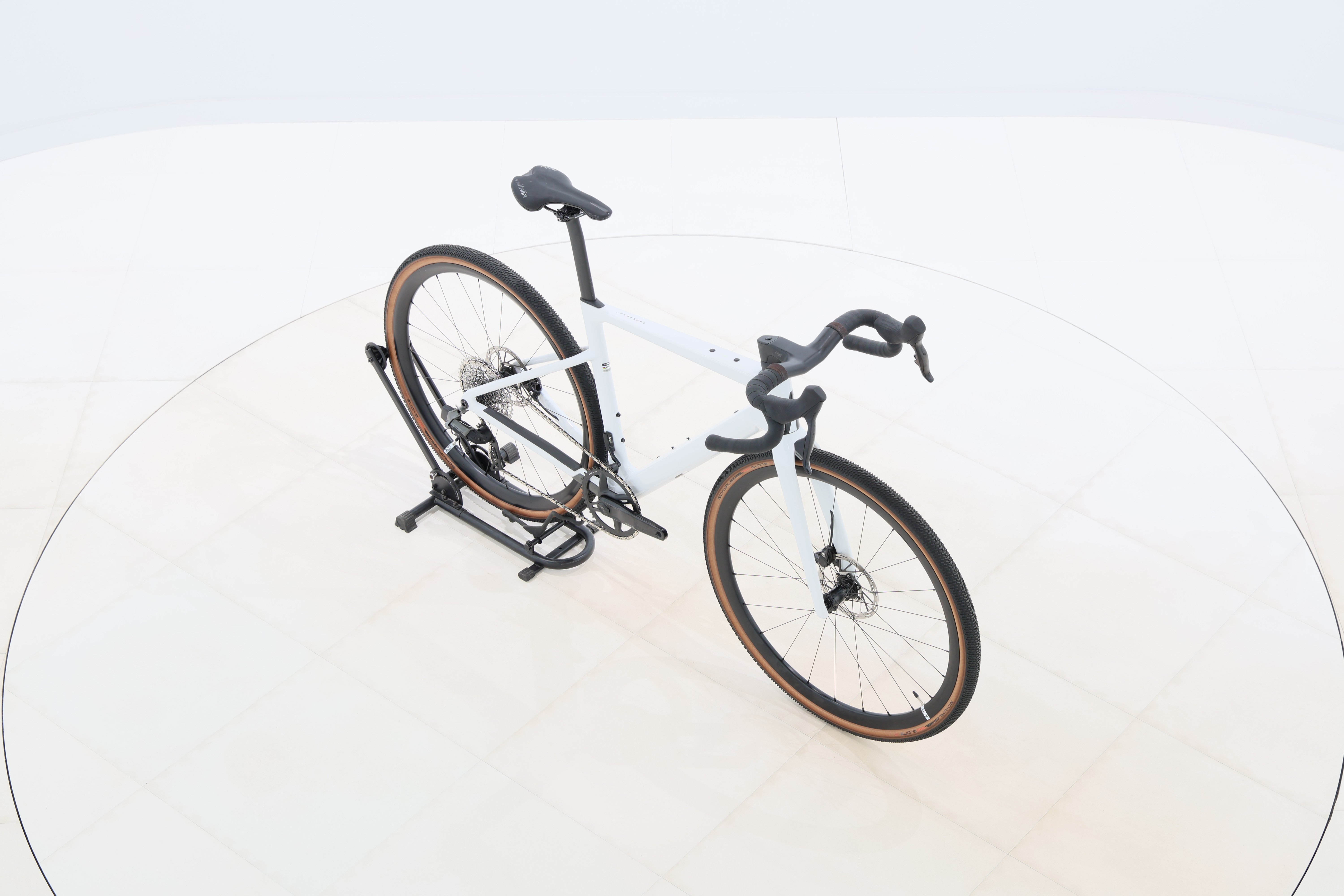 06aa9ed8-1c80-4533-8933-446b6b559946