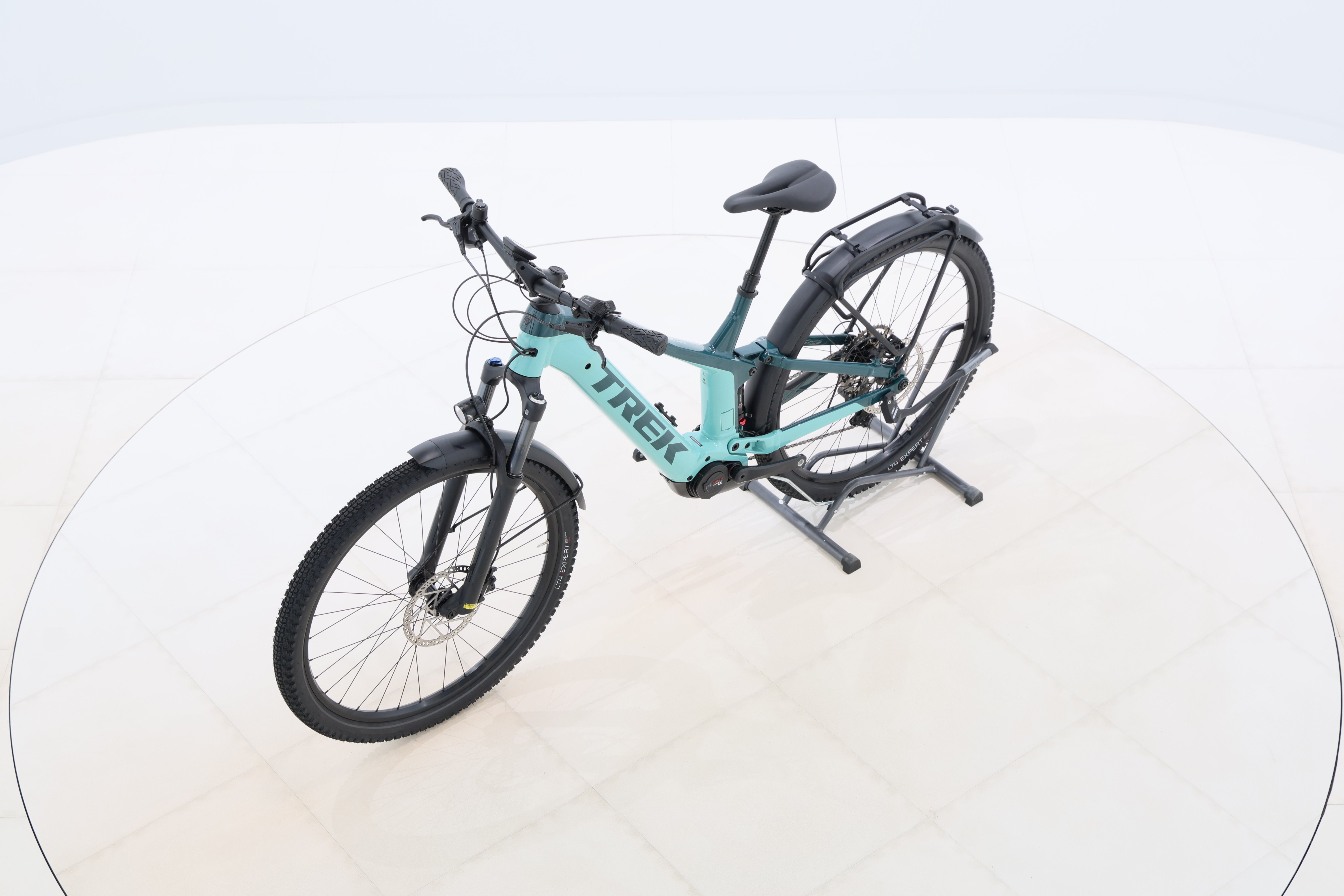 a021be83-0db6-485b-bbf0-4320f7e71493