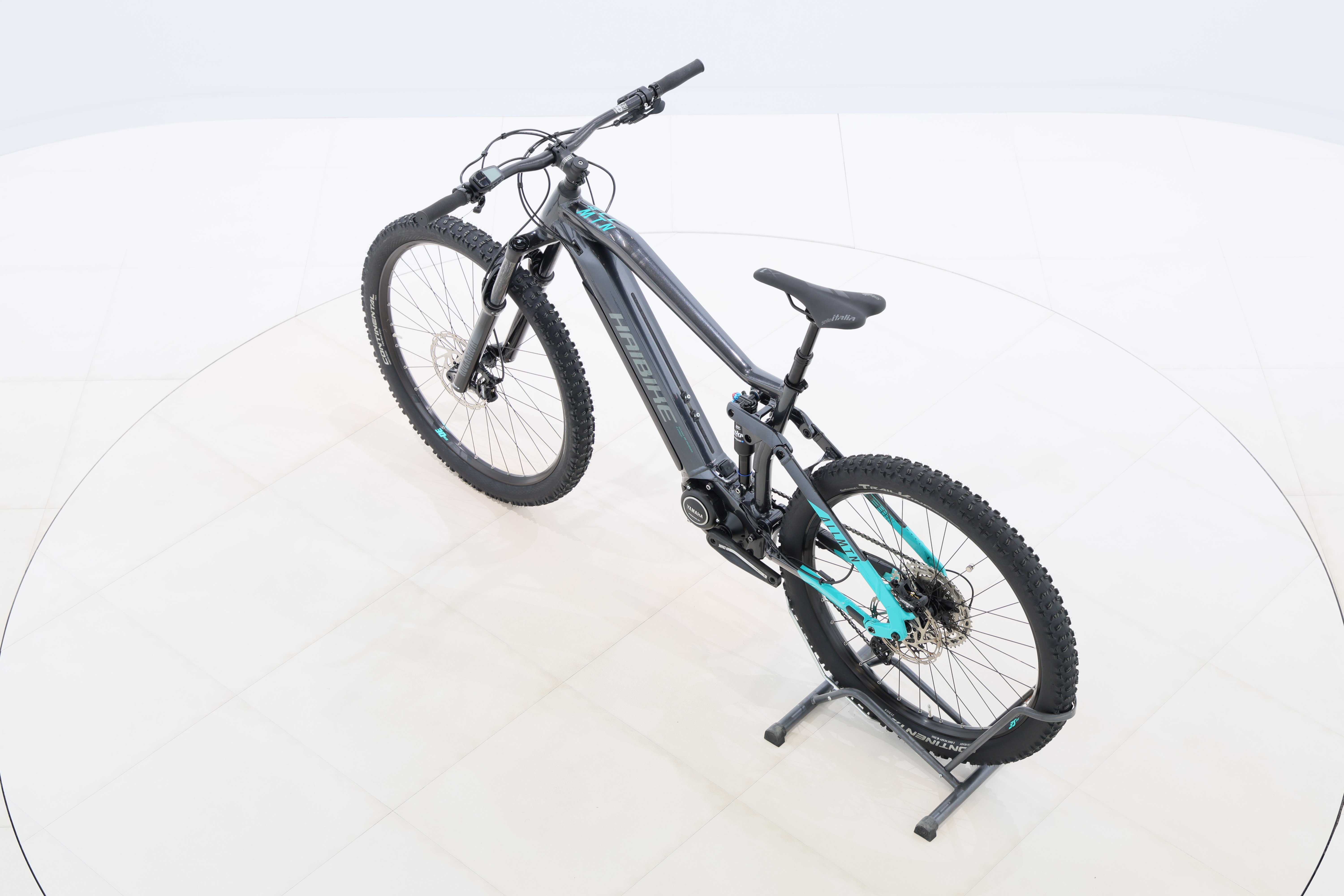 f31951ed-418b-40b8-9910-d6b8ec851578