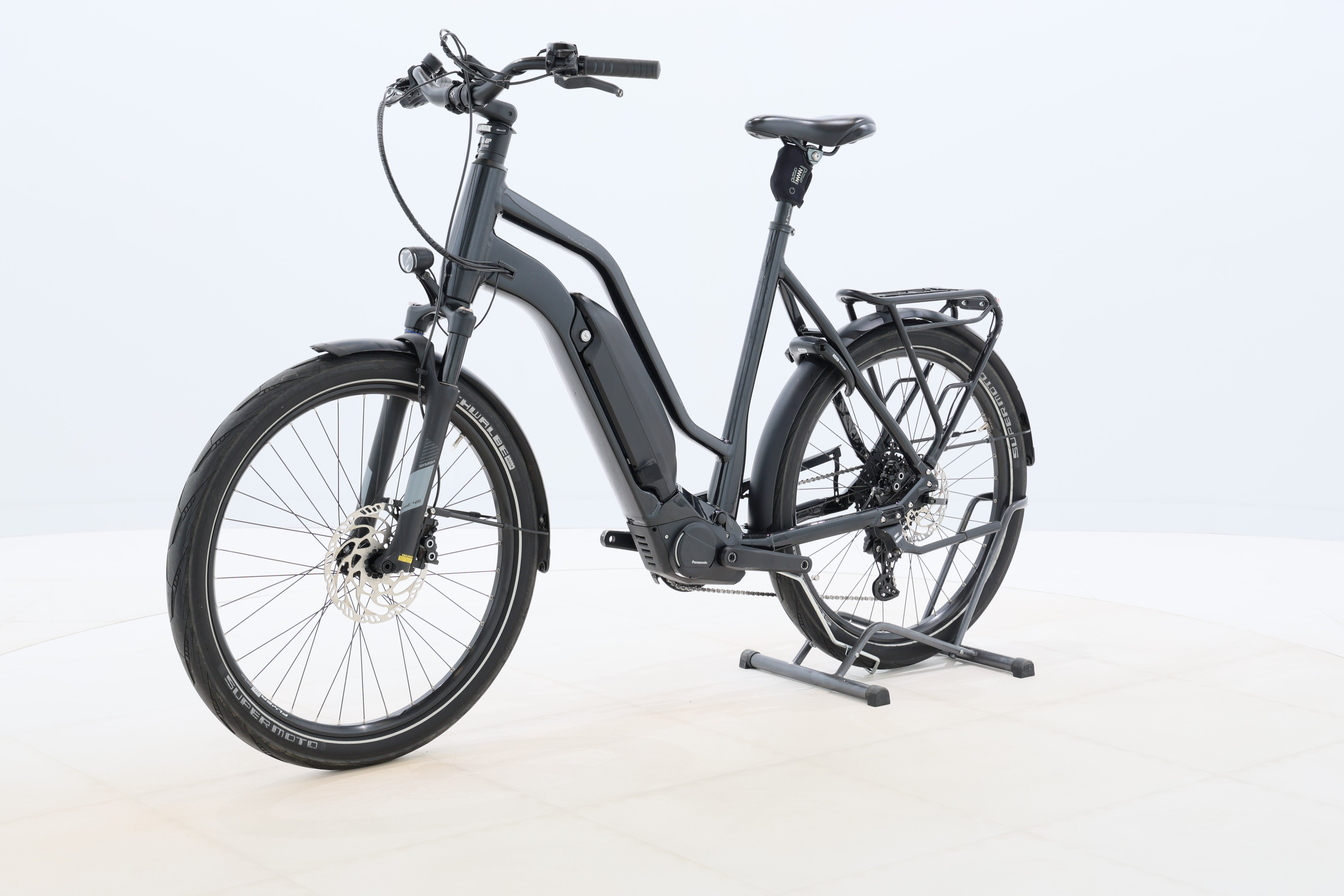 eb5b7469-8516-4d37-982d-52930cf1cc19