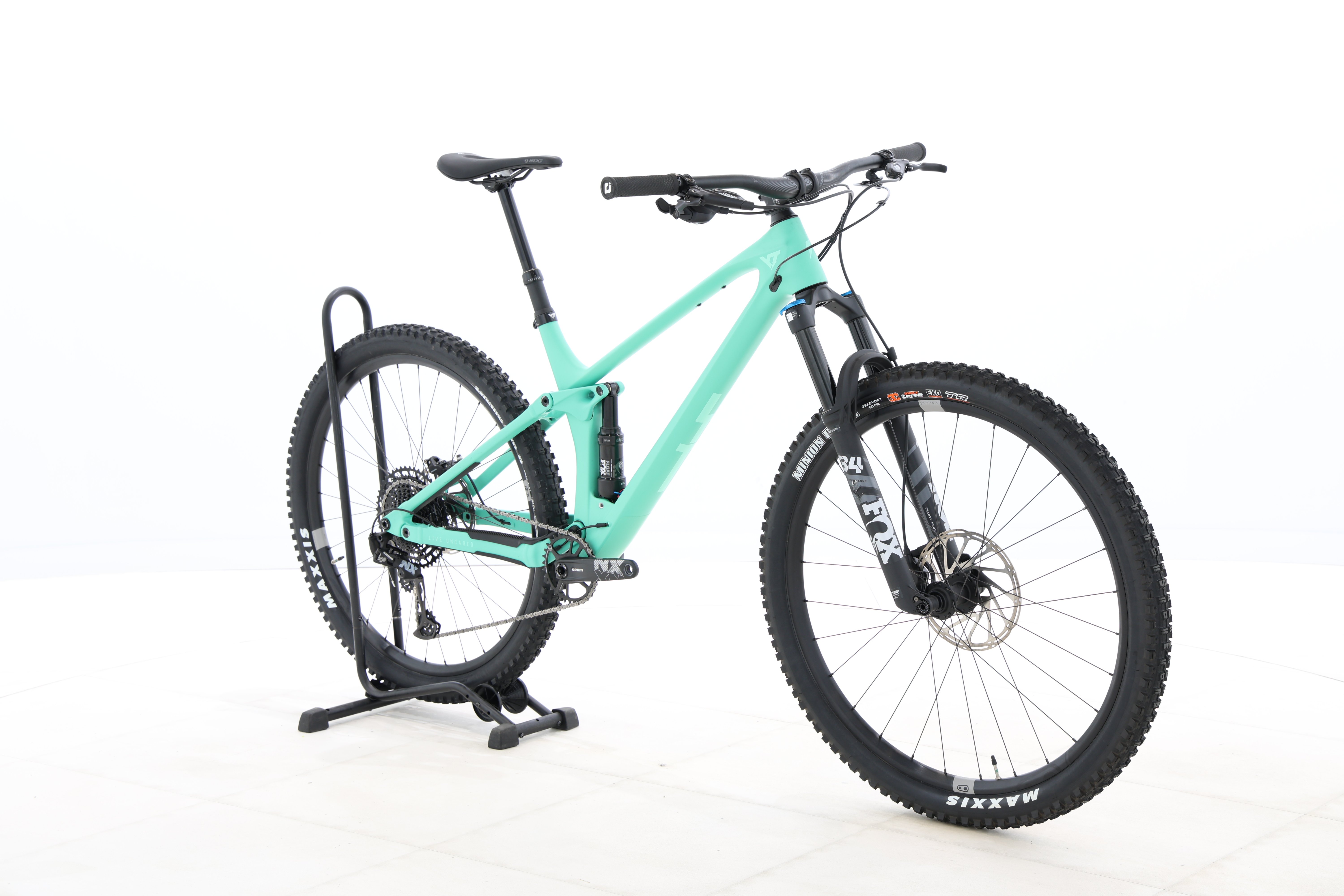 1e6301d4-6ca0-4de2-9e79-49a537d9e1d8