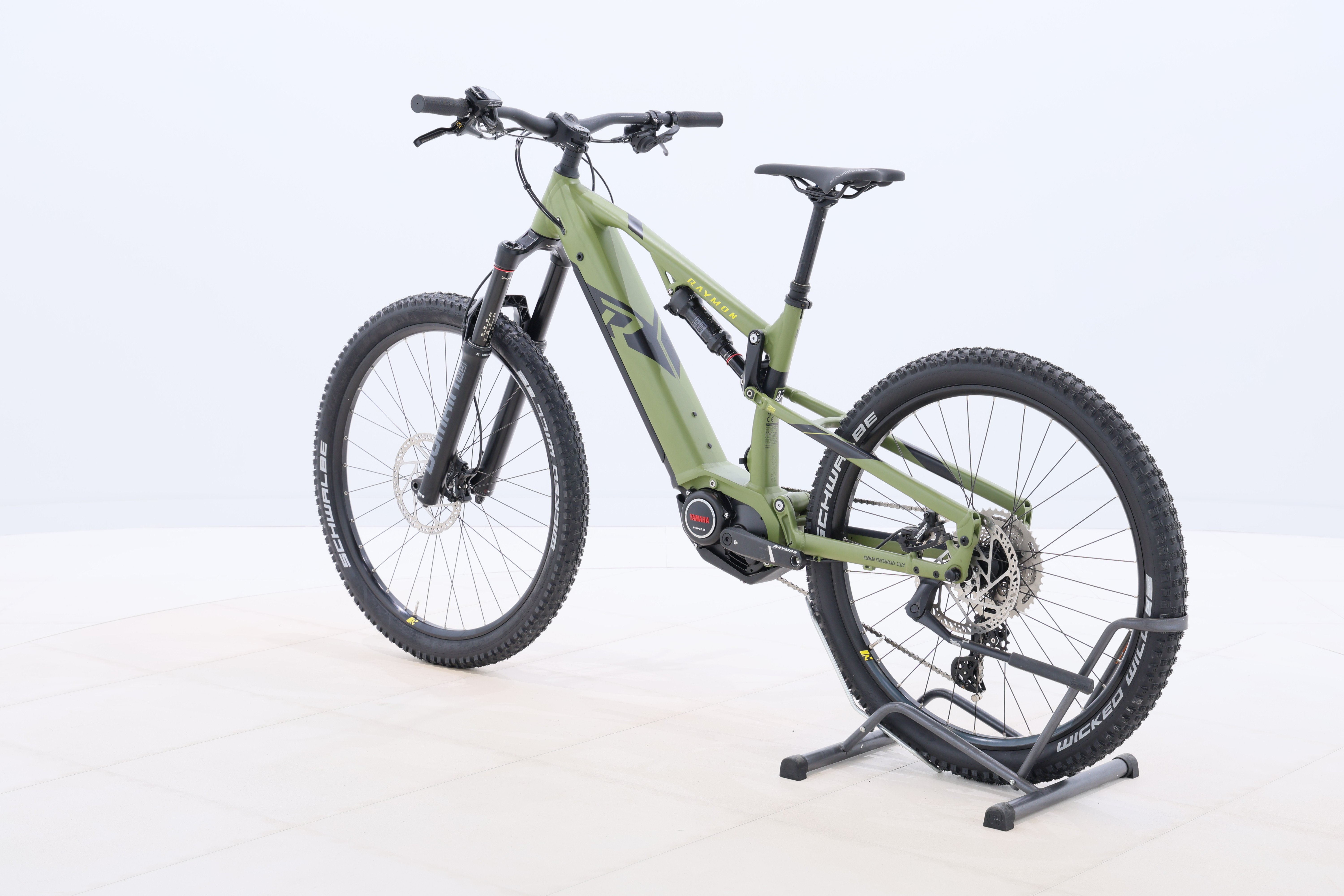 7d657d9c-dab9-4f89-95dc-e9da0f38c007