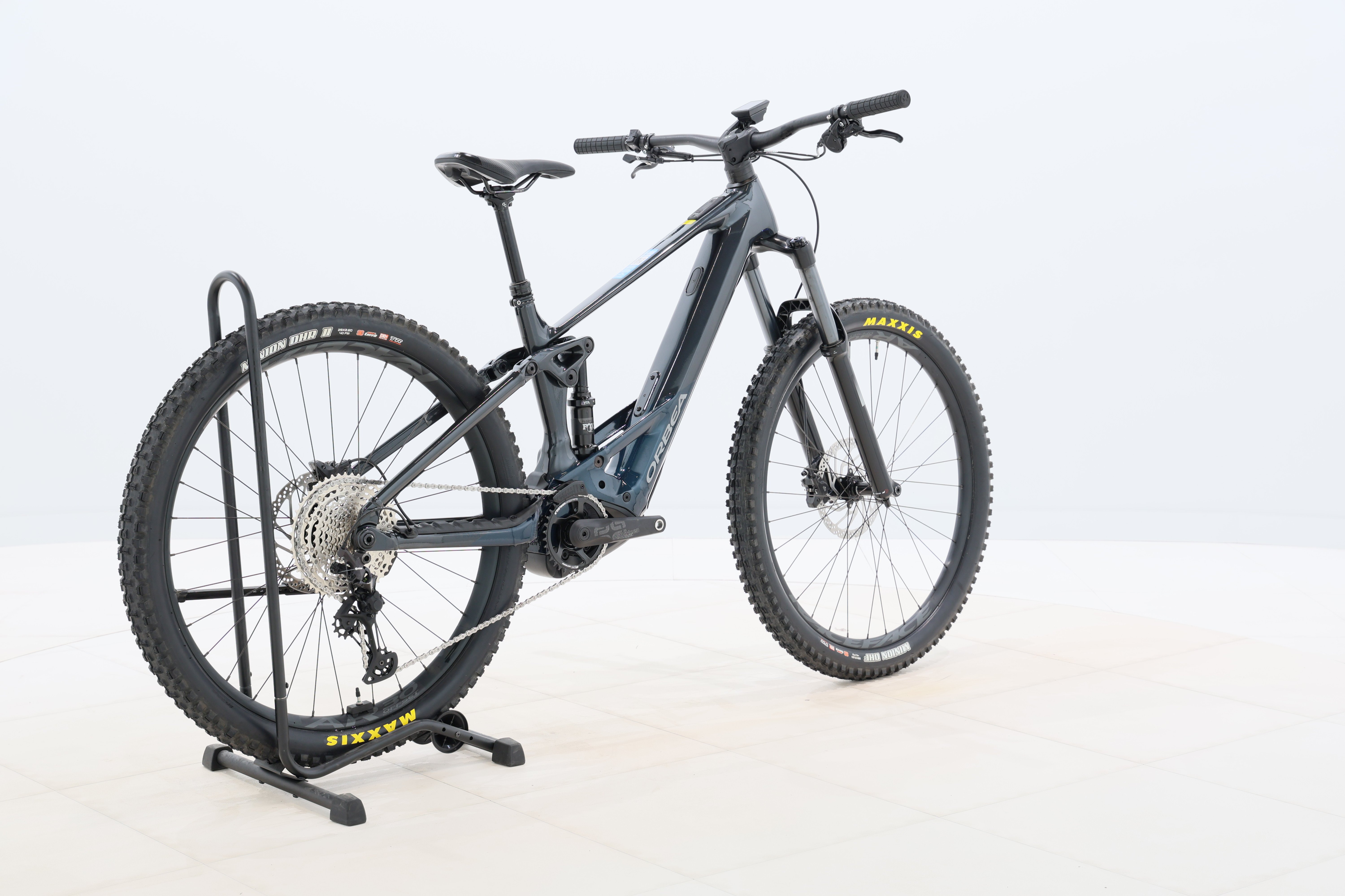 c9378459-a771-4f32-a150-ad0b7179f260