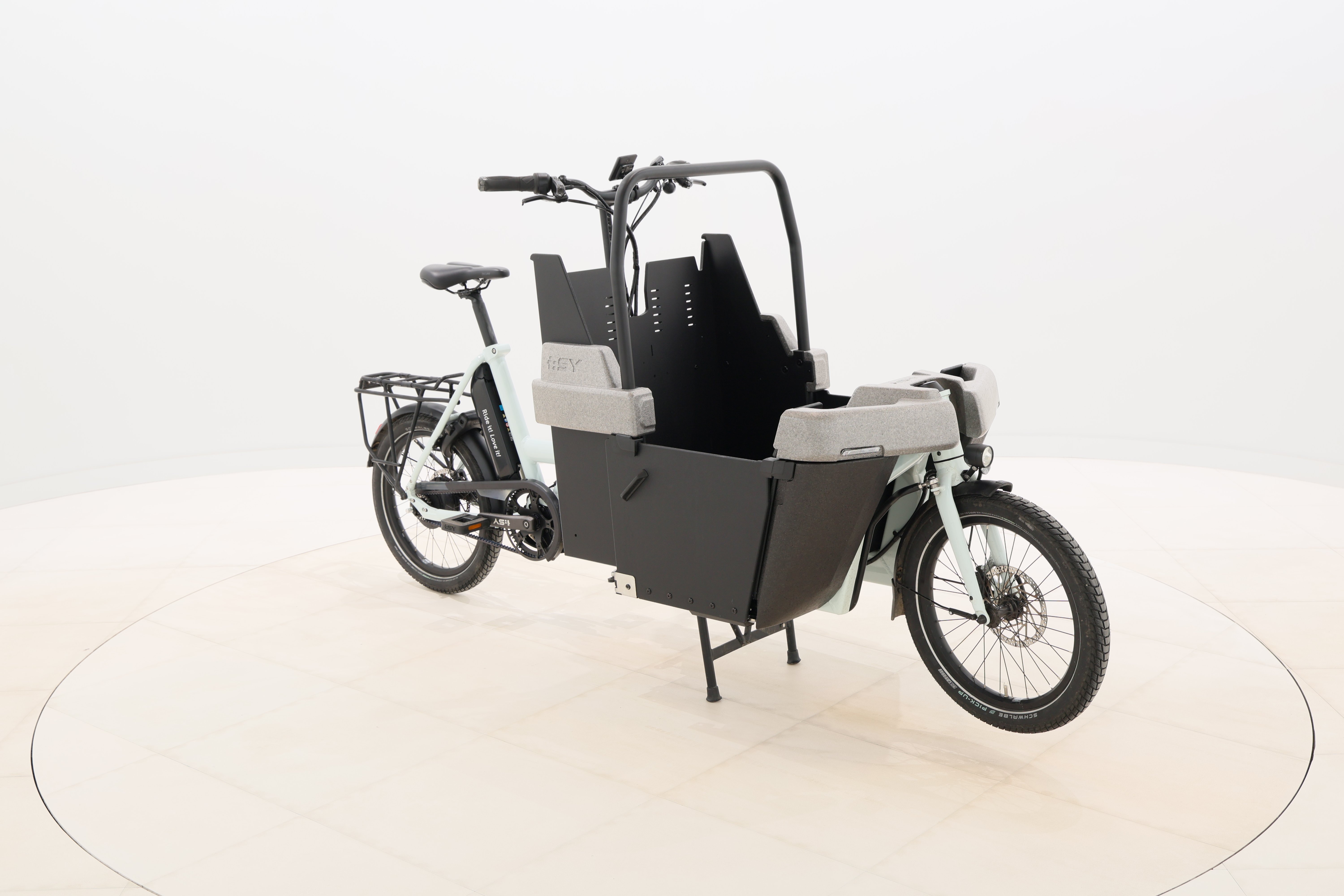 3946632c-8106-4b73-b3af-5fadc8c7d8cc