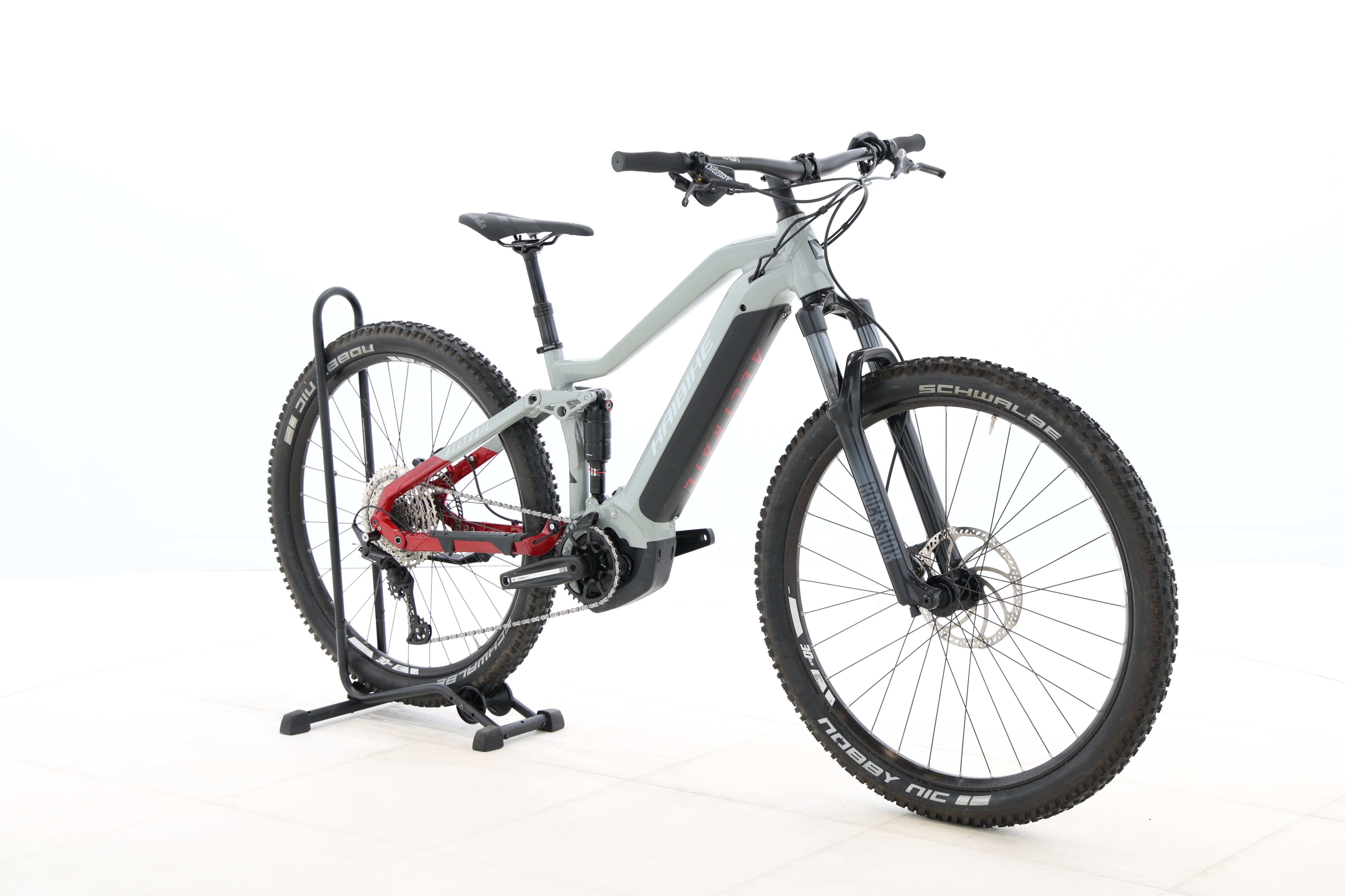 7f580a8a-f0a9-465b-a8b8-4116e3dddb92