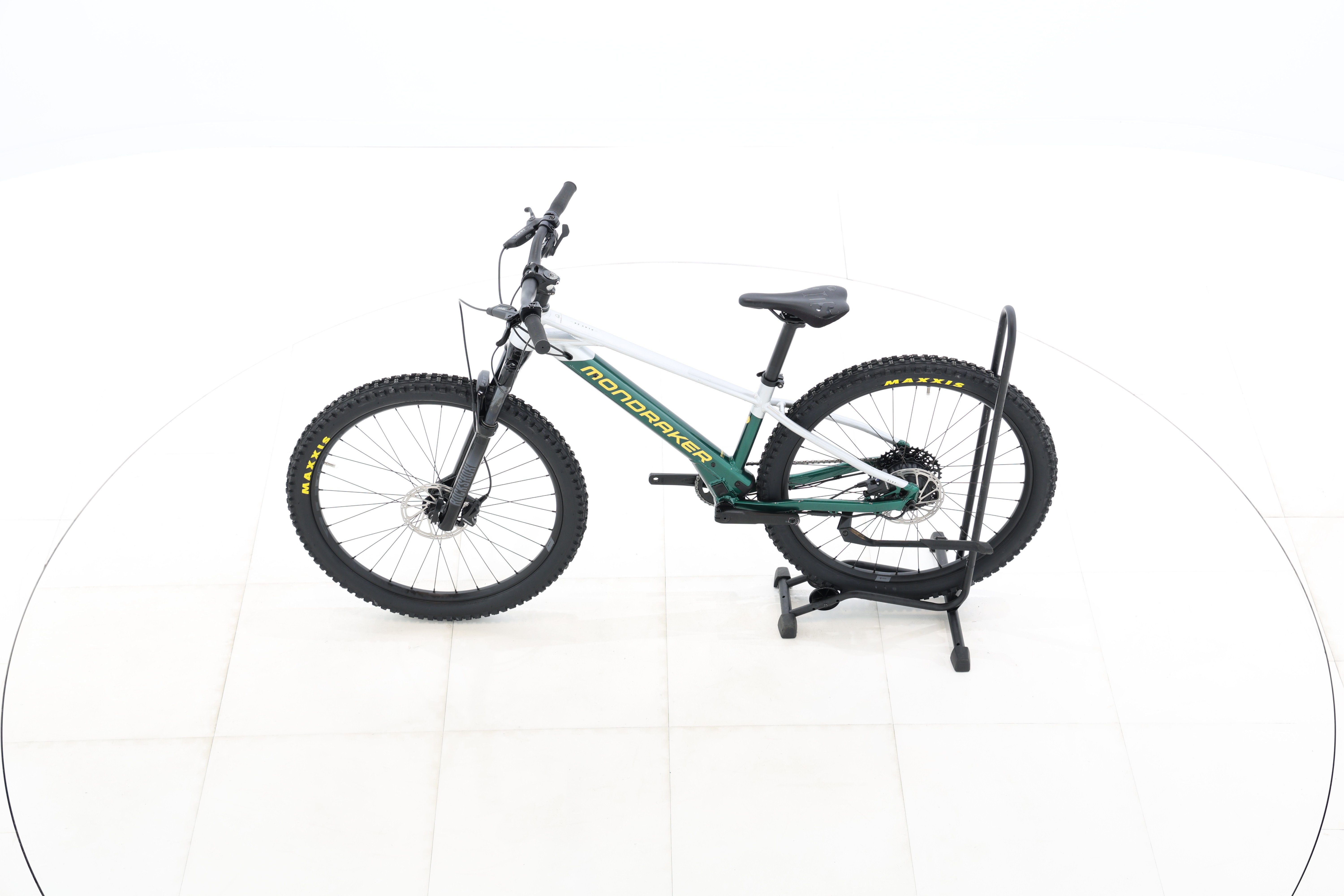 b66f7498-31fb-4422-9352-c5678f0c4f71