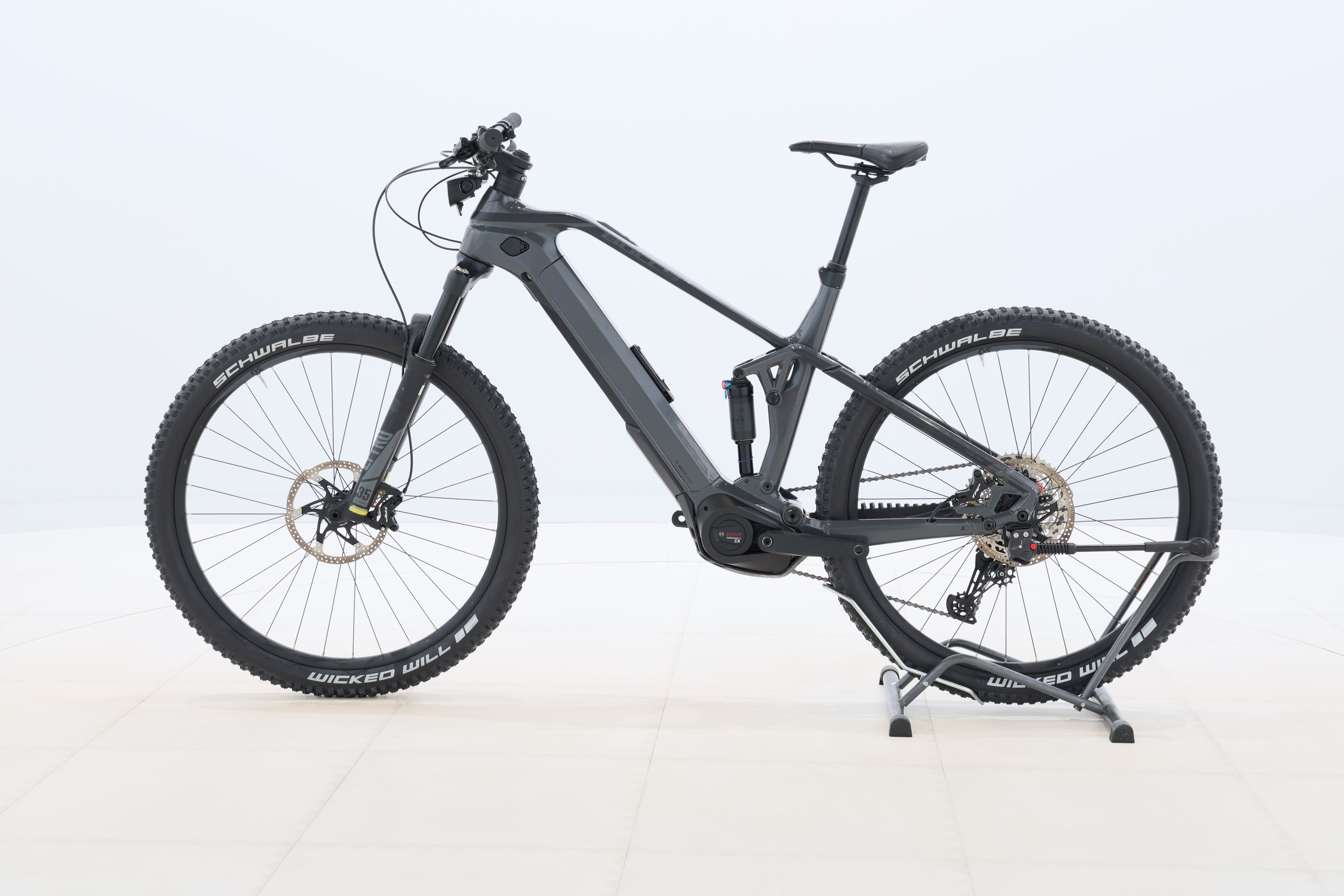 6991deb3-9b5a-433e-b2c0-c192fc17b0b8