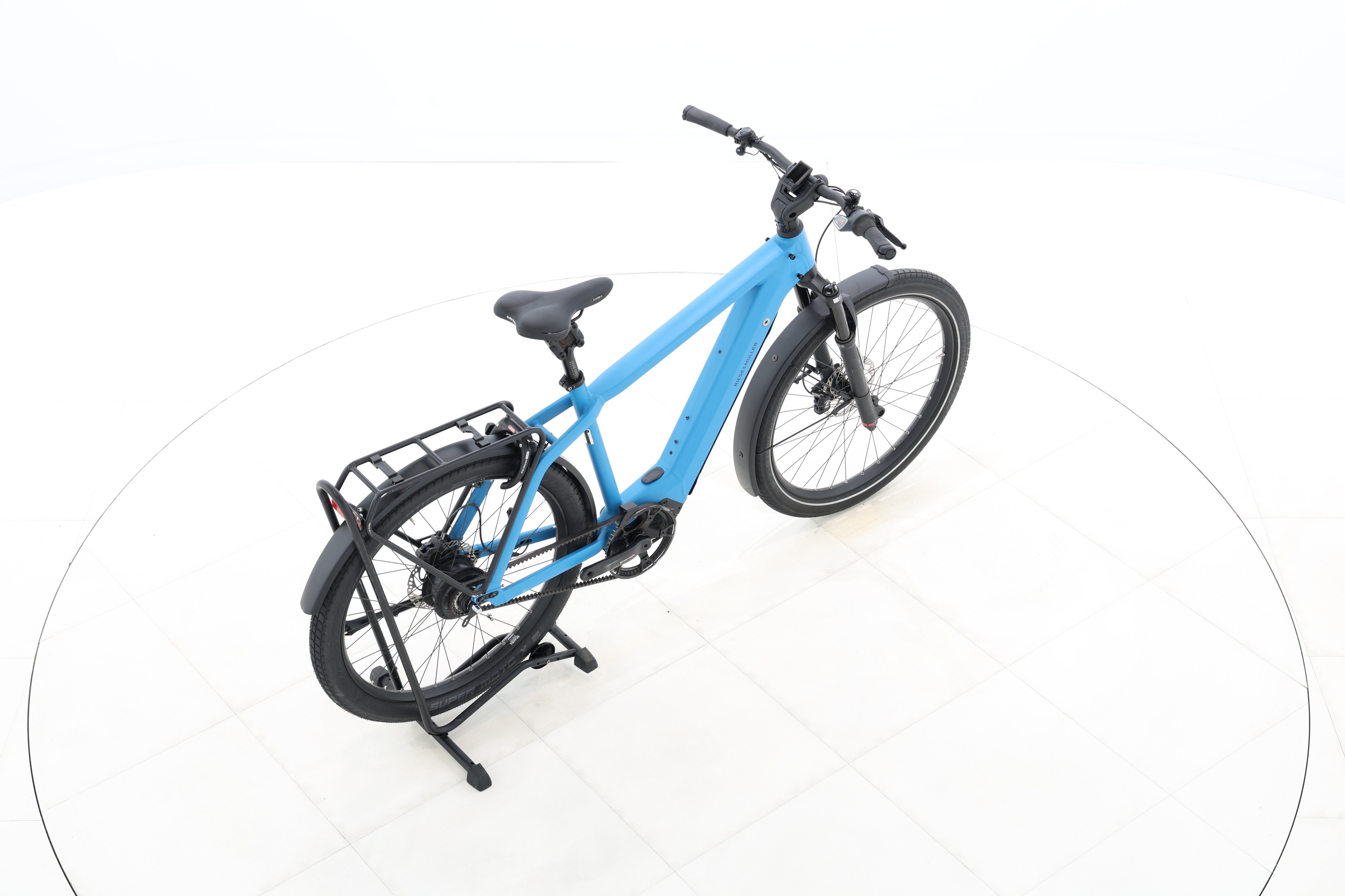 0984bba3-96f9-4d45-93e1-e8396ef1f249