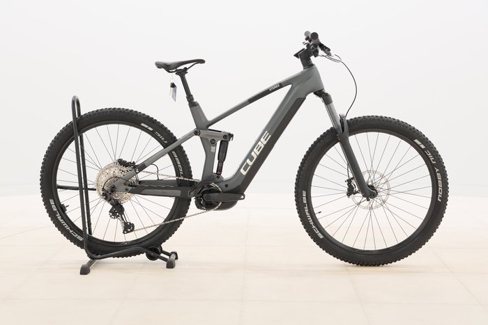 Cube STEREO HYBRID 140 HPC RACE 625 2023
