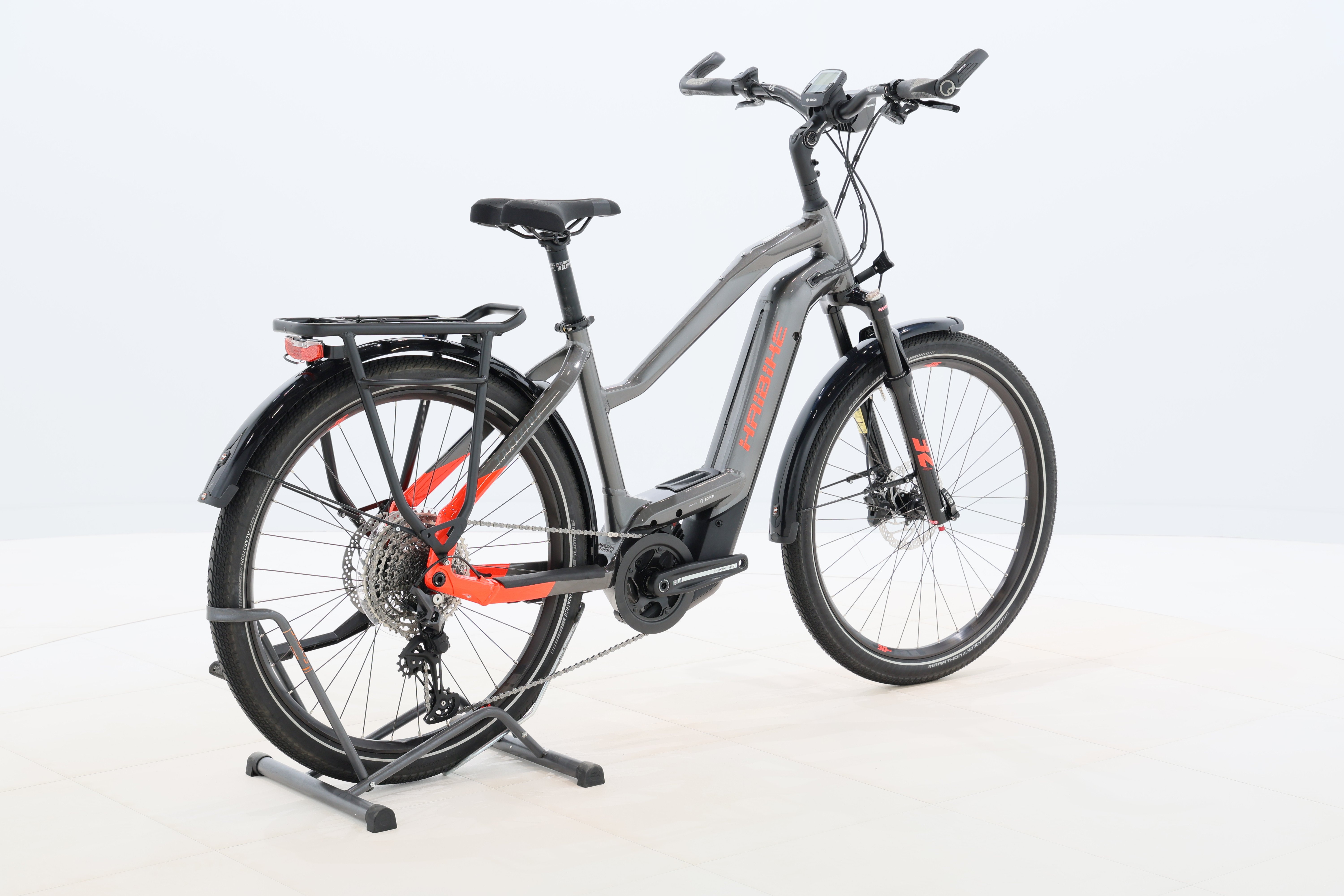 fdd63c8e-cff0-487b-b202-619dd009e8cf