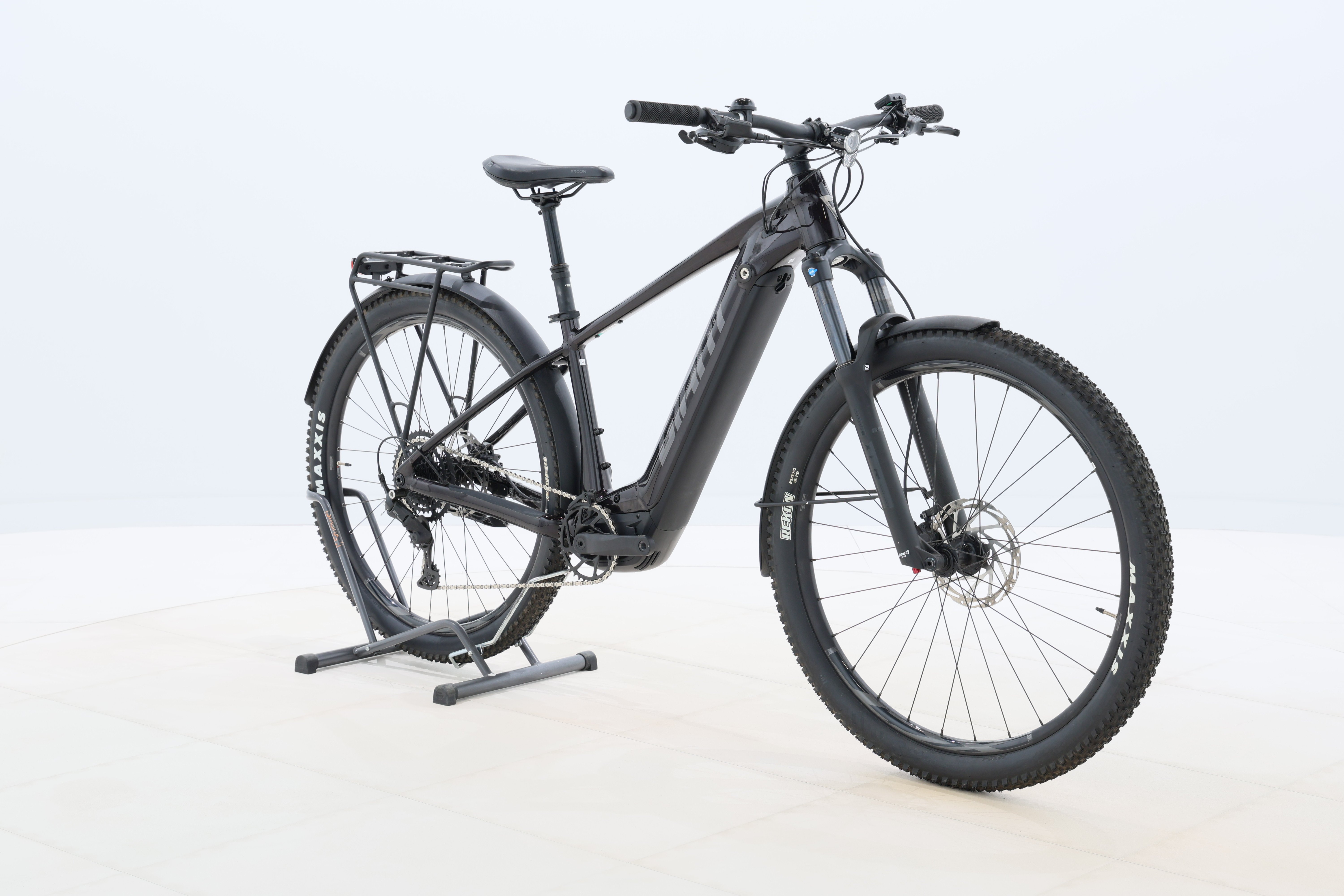 9c7f04a8-48c6-470e-be79-237503bdf353