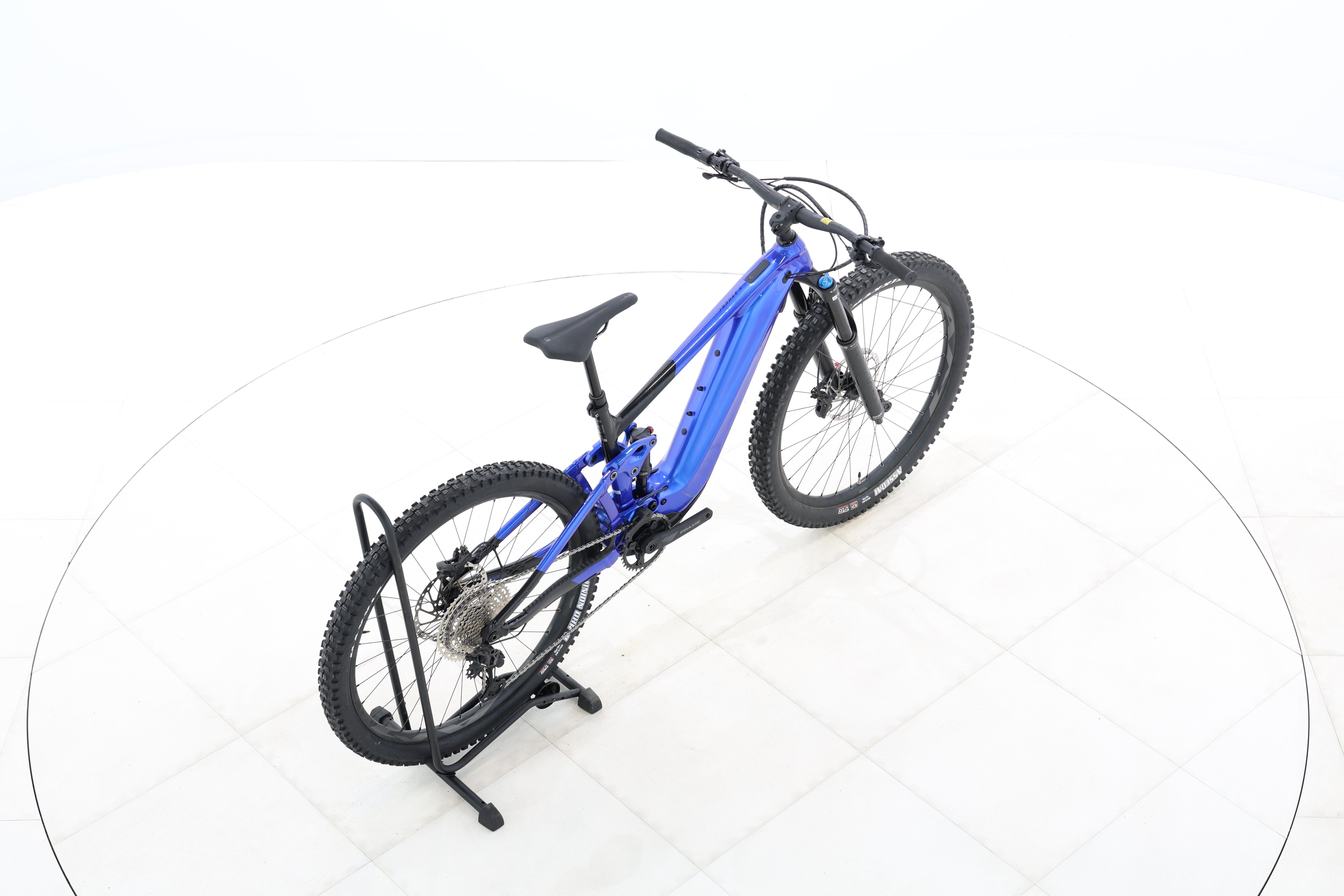 e7284358-25a9-413a-ad94-7ca601221d97