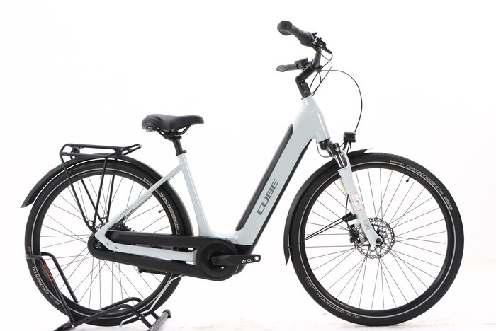 Cube SUPREME HYBRID ONE 500 2023