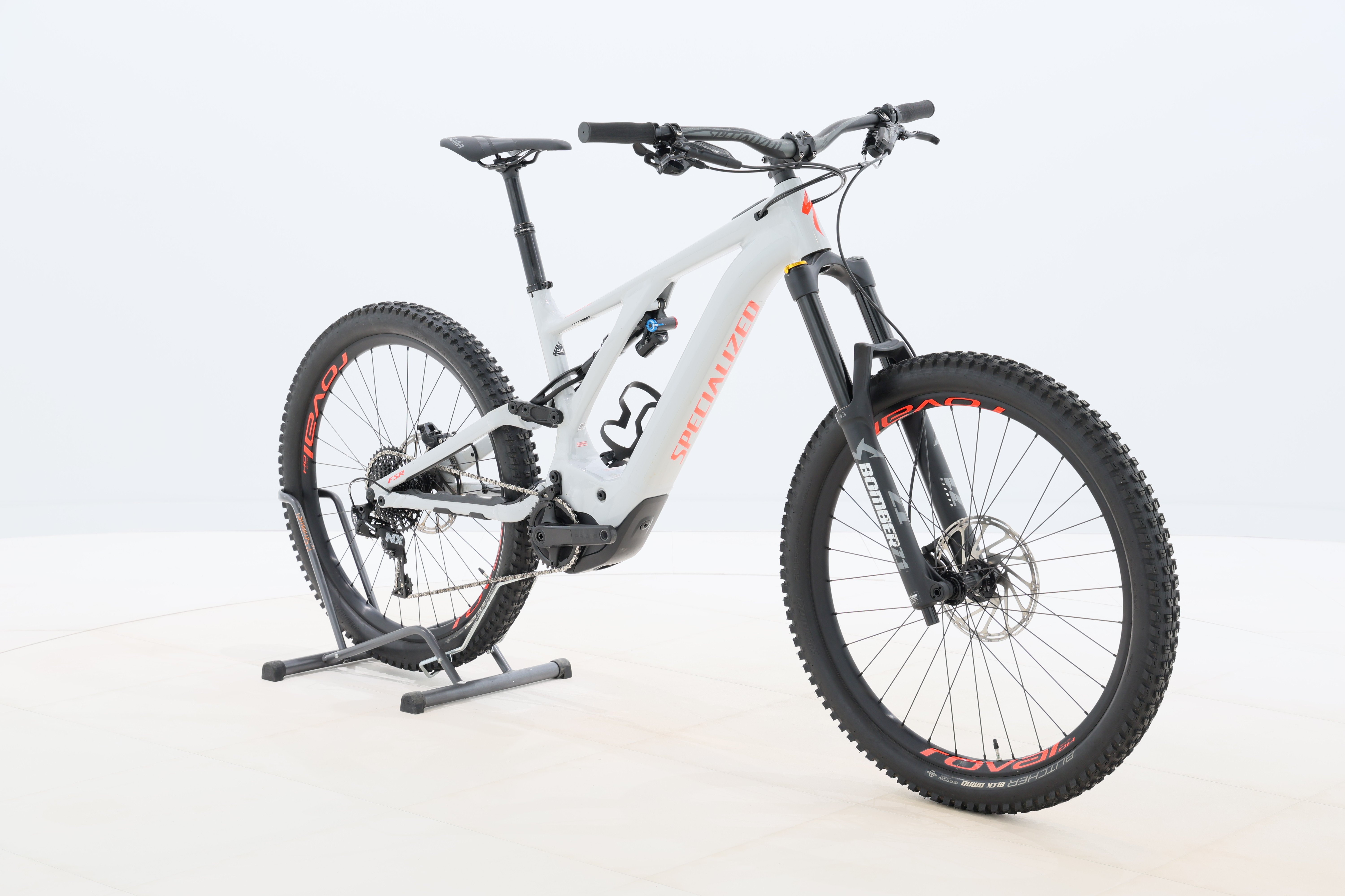 fb9cc4f9-1a06-4f25-a86f-f00cc22bca27