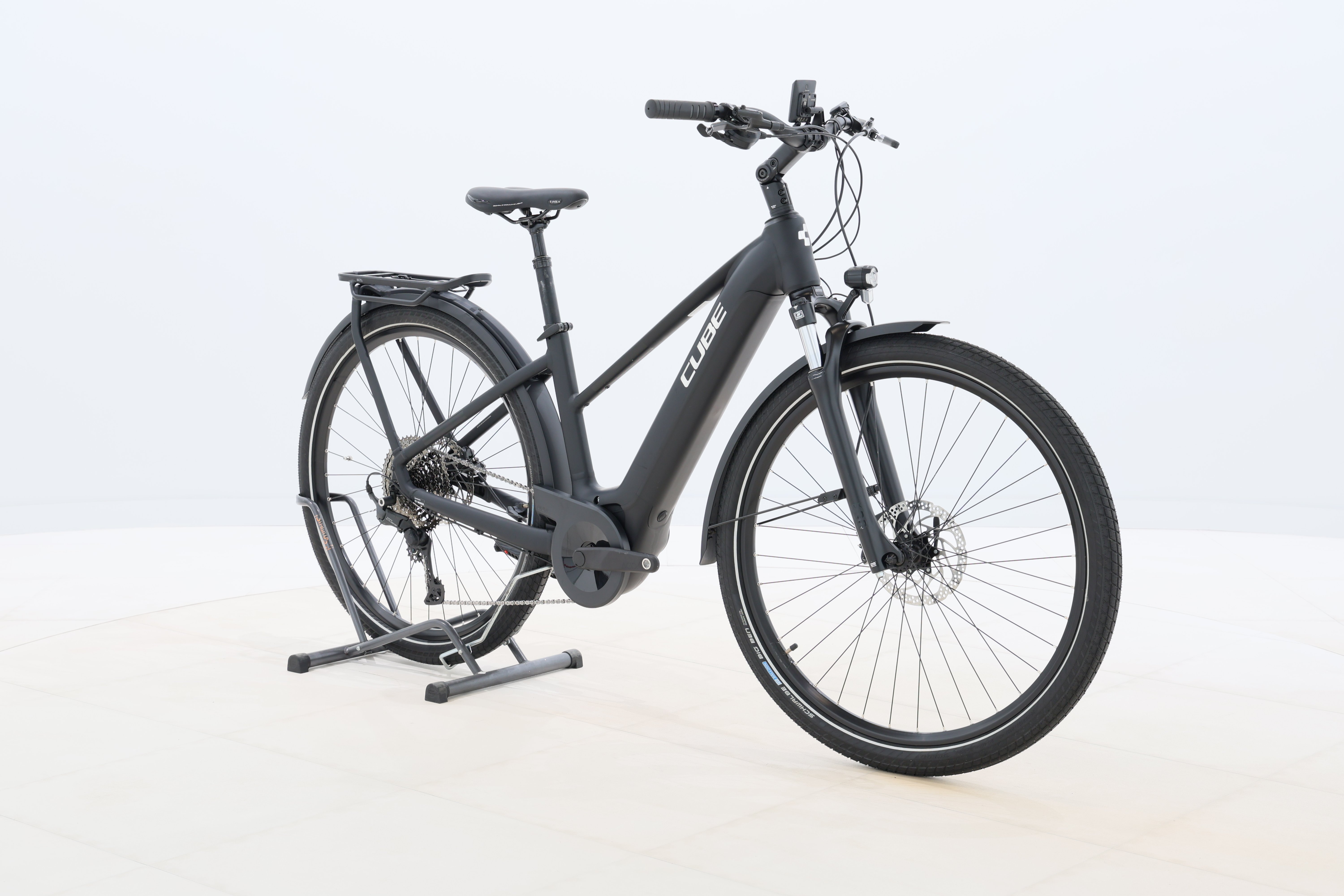 d0063563-09ce-476d-a8c5-387434ba29ec