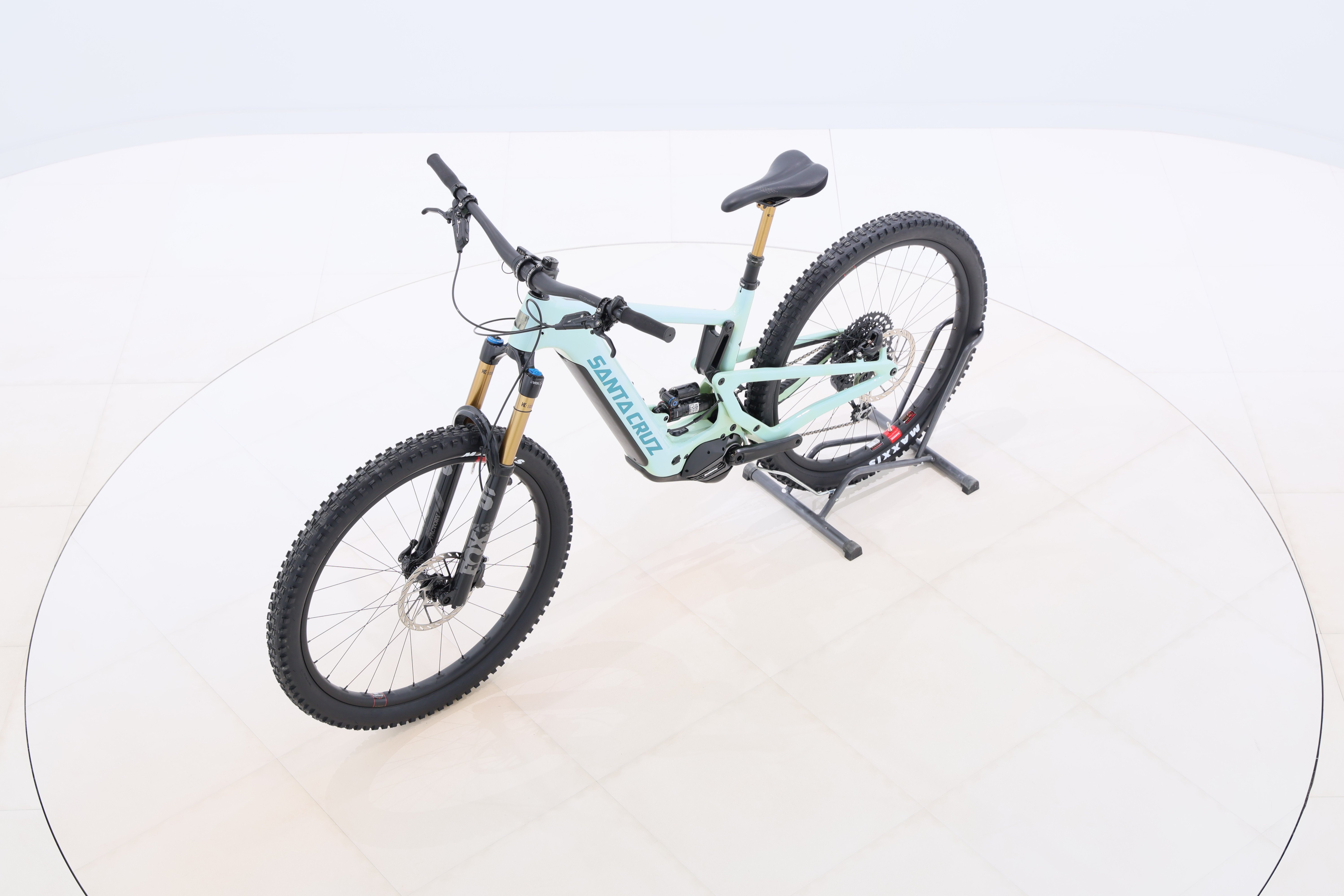 c8a5d781-b180-42ff-8a09-84d3701cd8b0