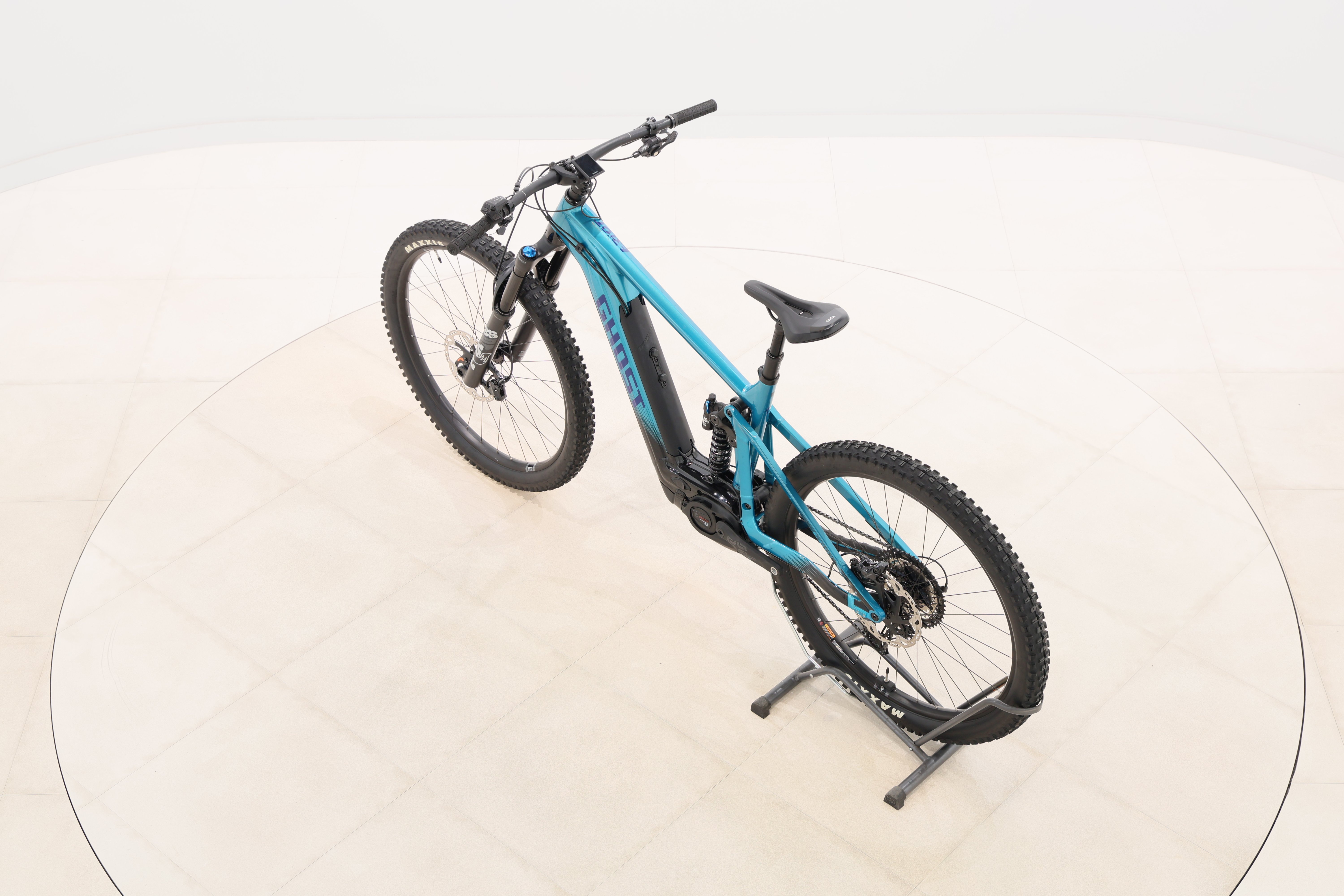 d8b110f8-ddf1-4503-8d5f-ded1898caeb9