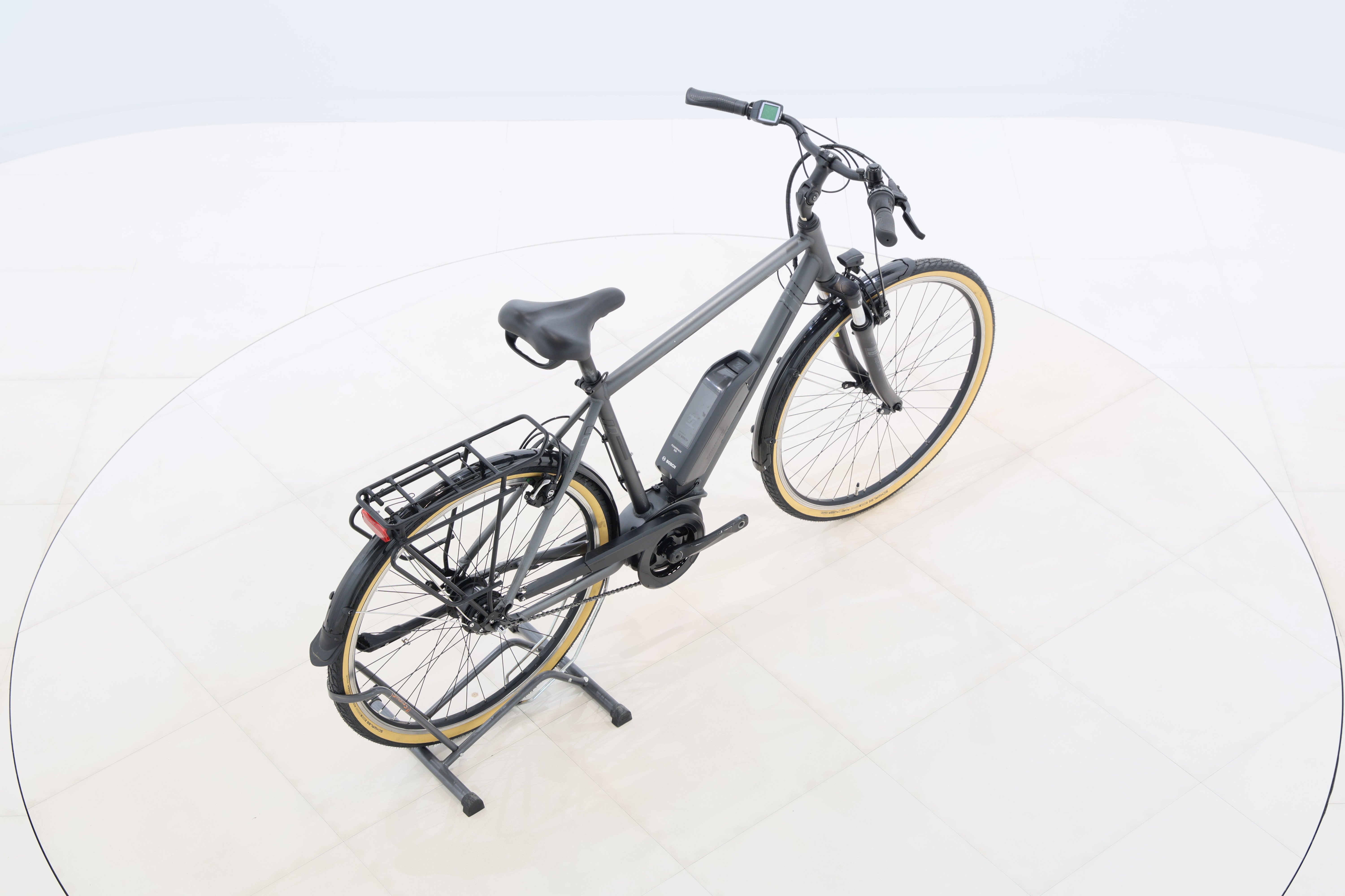 e370b361-0e70-4393-beec-3103d5e6767a