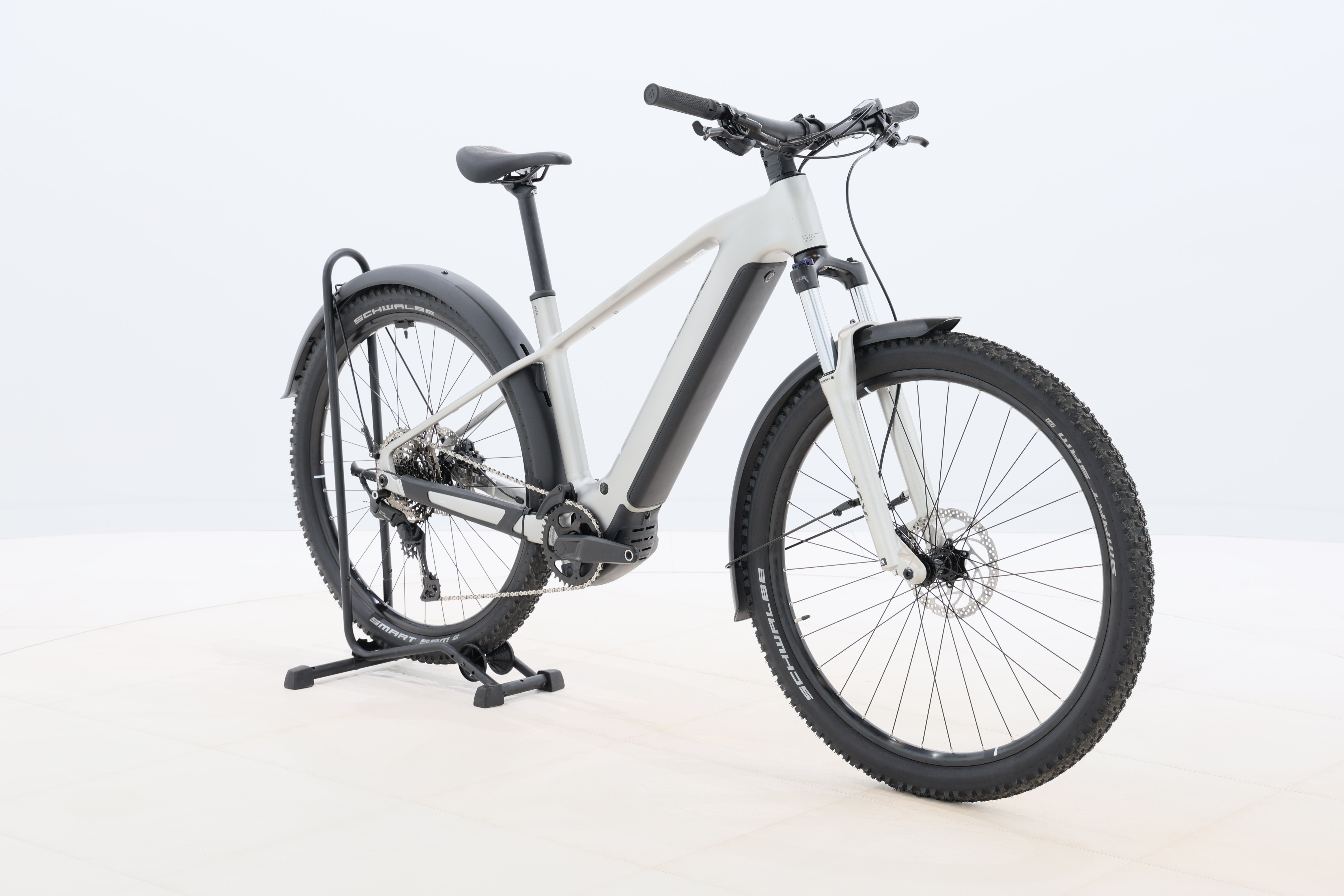 b1868fb1-5b10-4a3d-b75f-f57a42d764f3