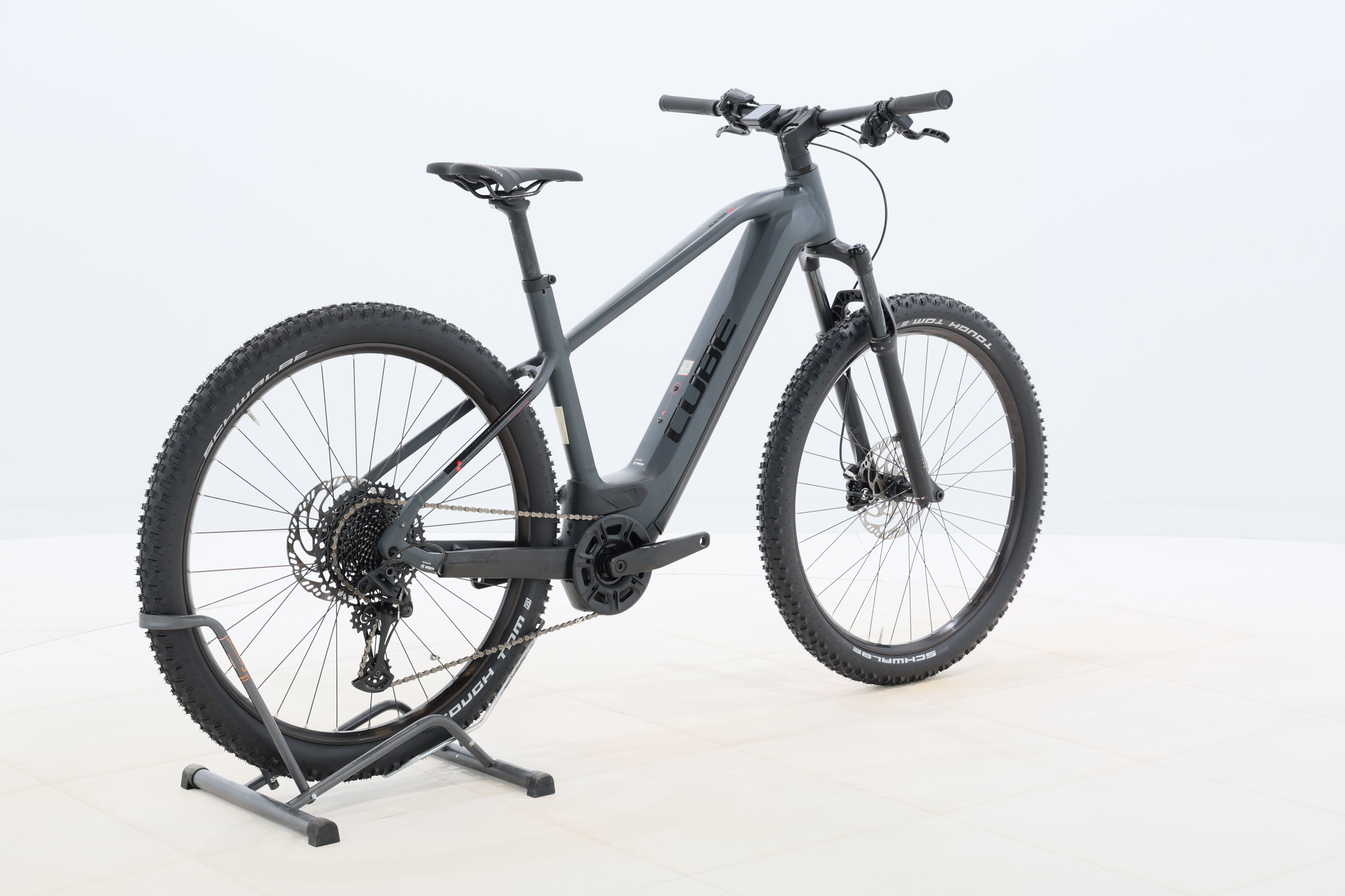 1c3bbec4-c206-4a4d-b20e-50a760a82123