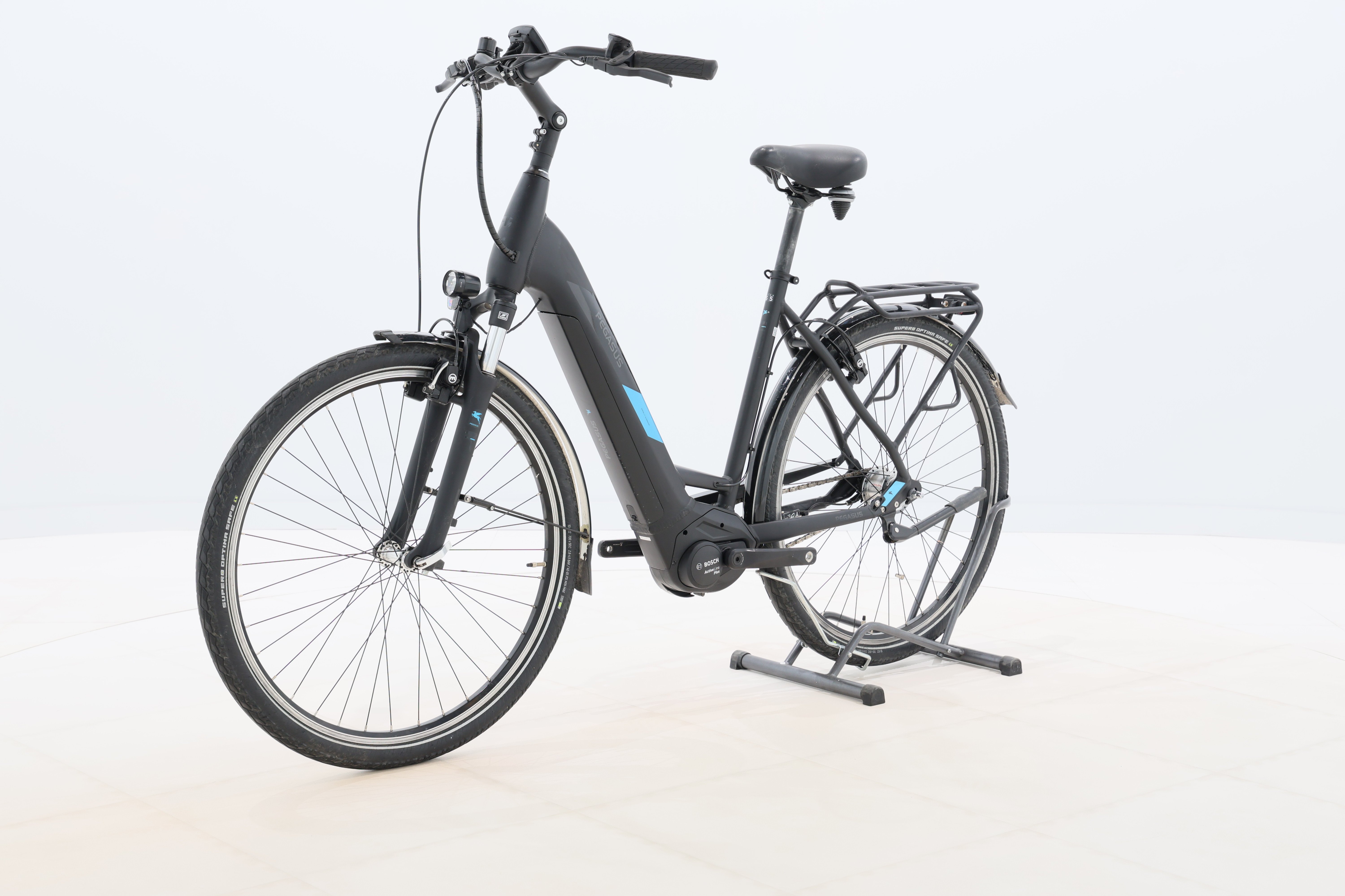 80879390-878d-4bd8-87d3-a89177c71b76