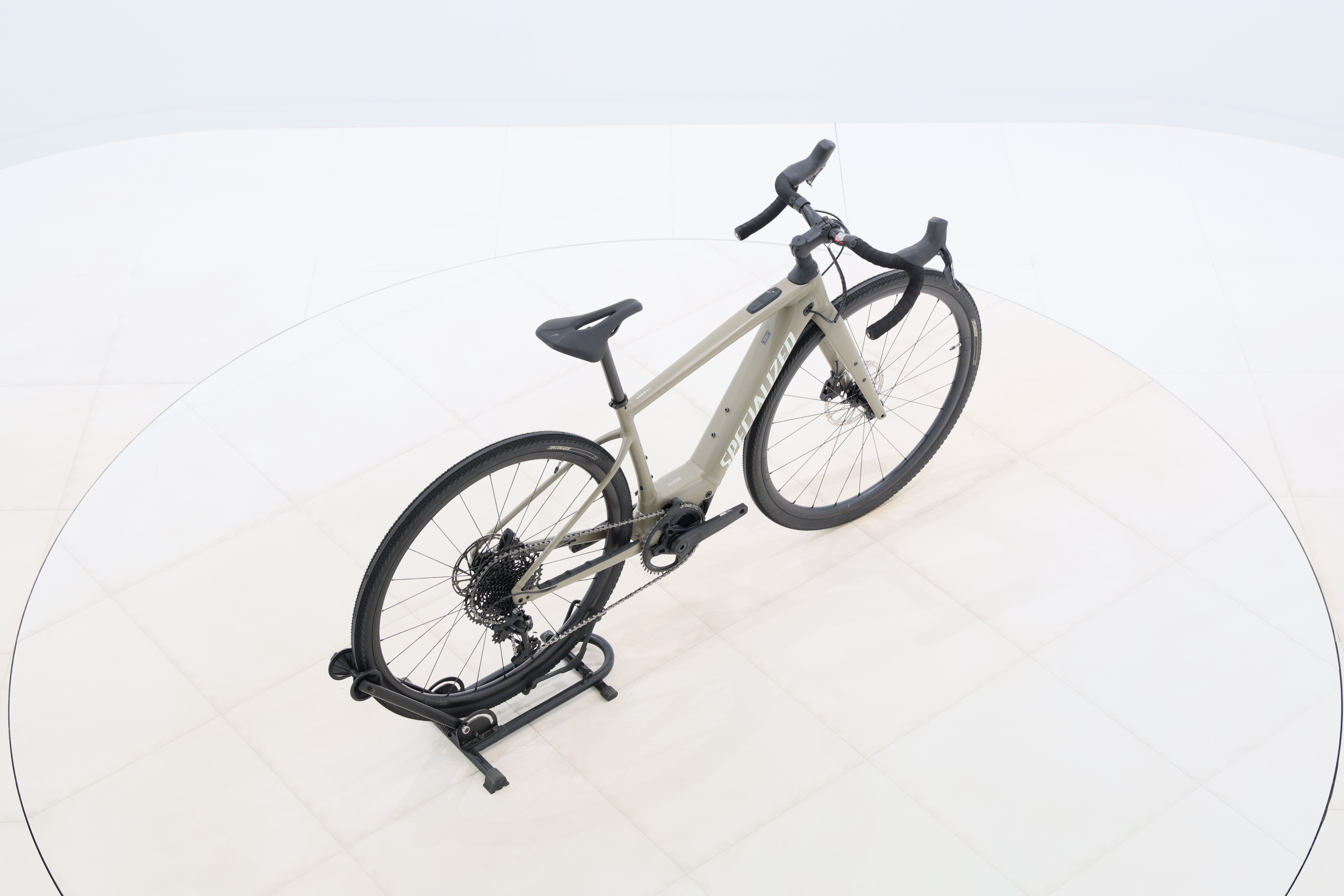 e9739865-f732-4b29-80f1-9fceccbf7cdb