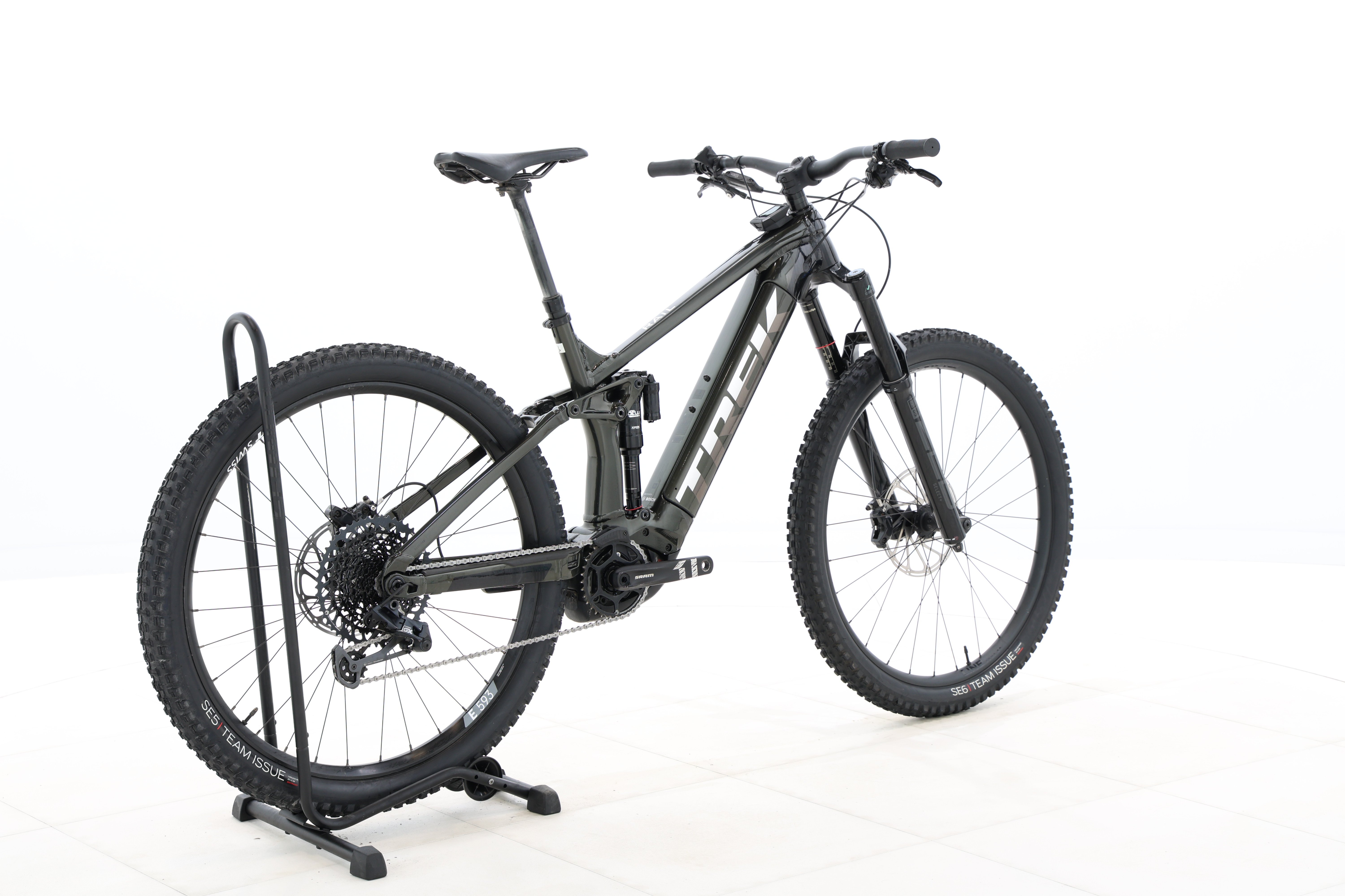 27568f8d-77db-4c4e-9aec-1f4073b90c05