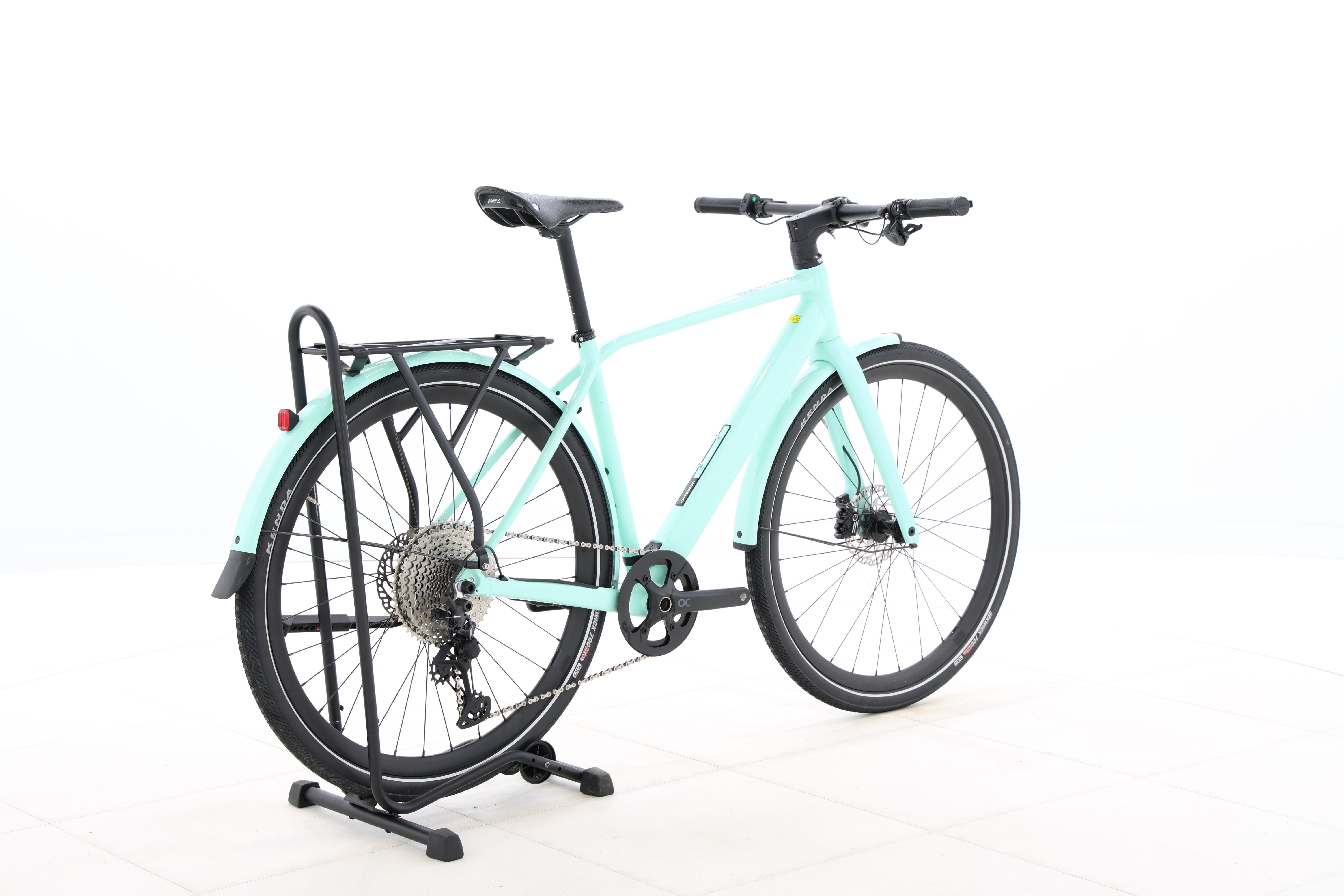 e64f3bde-a3c3-48e8-acf9-55d217d178ba