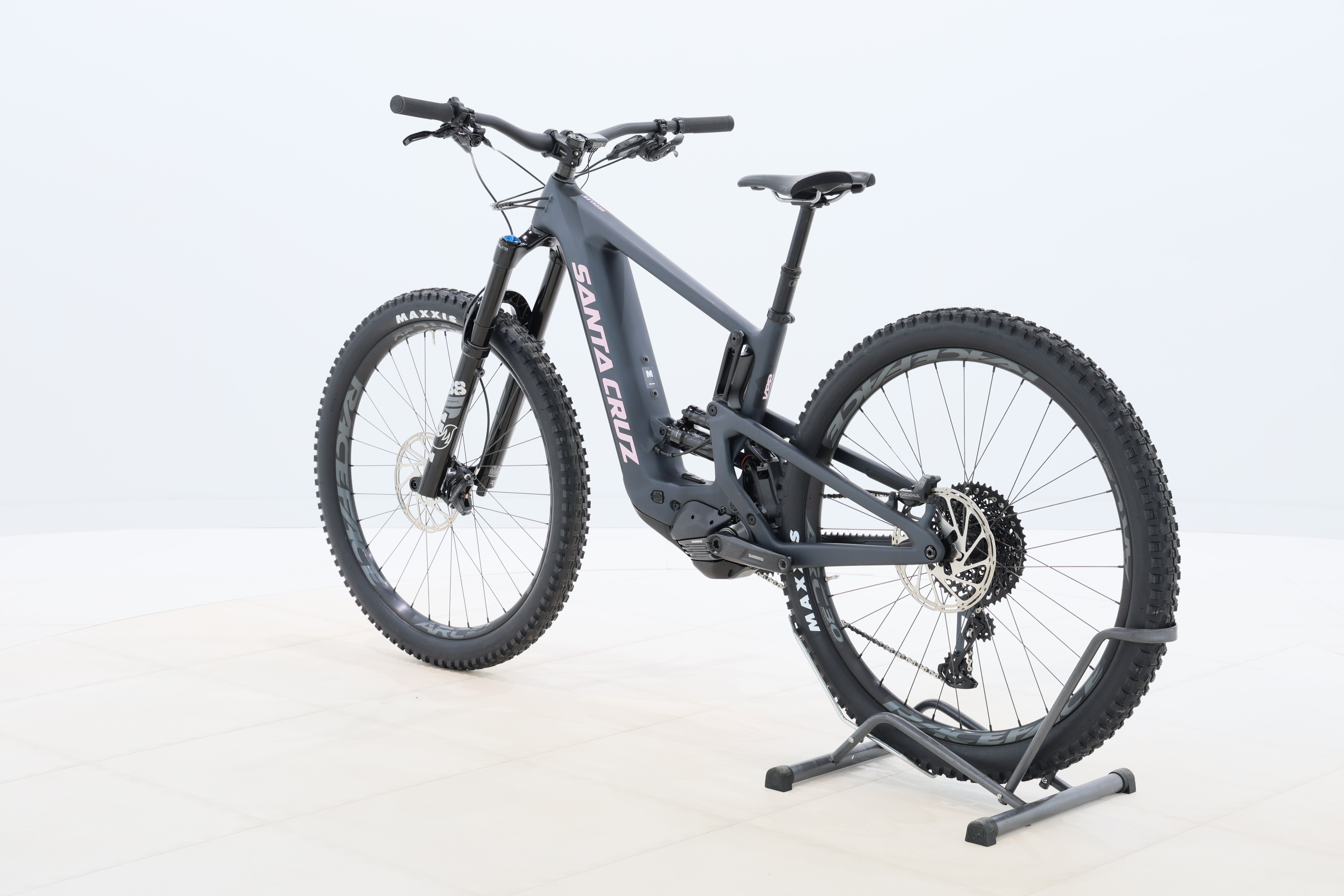 f2f4d4e2-11f3-47b5-886f-c4817931aadc