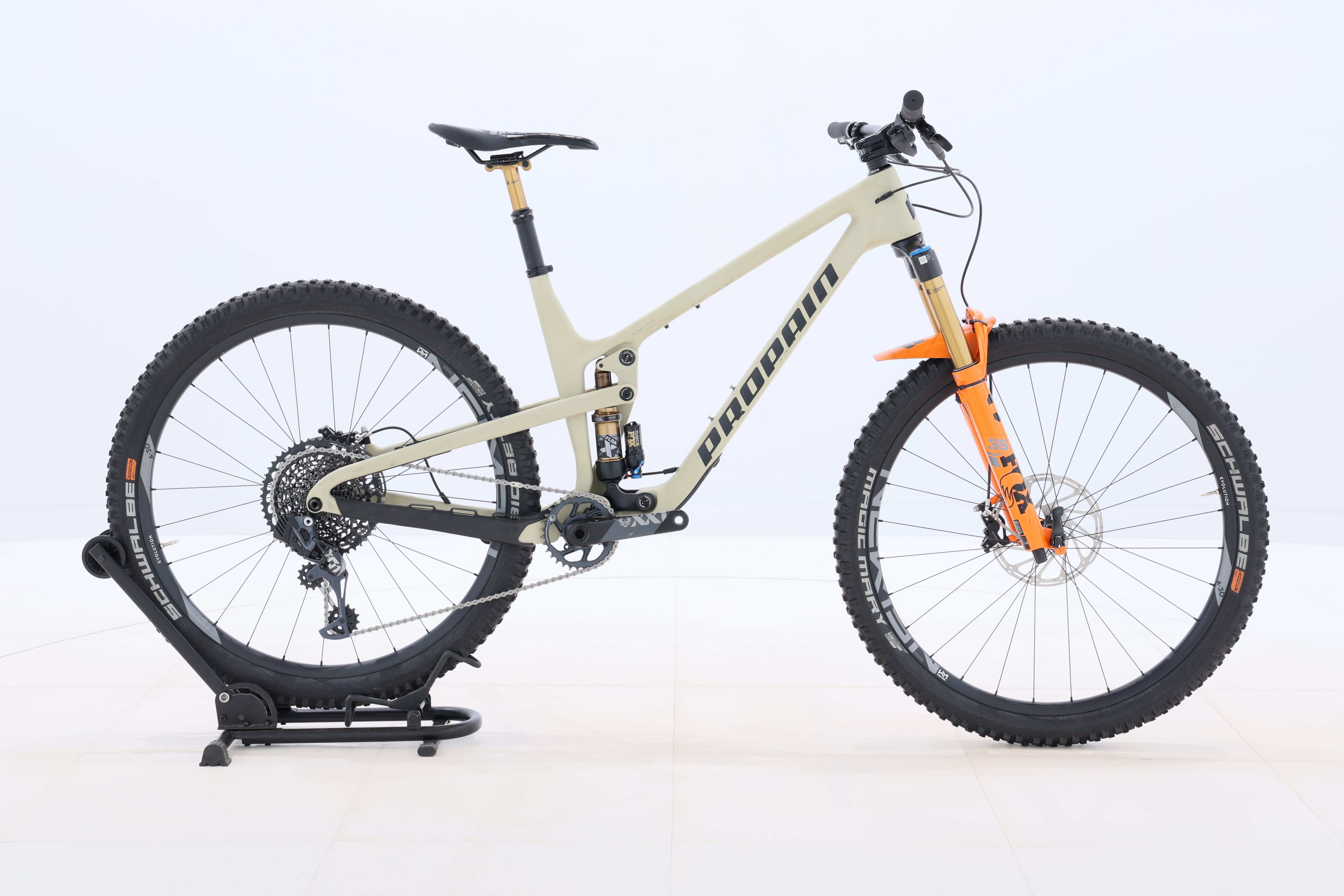 db357e7c-6c8a-4931-bd67-297ab9bbb271