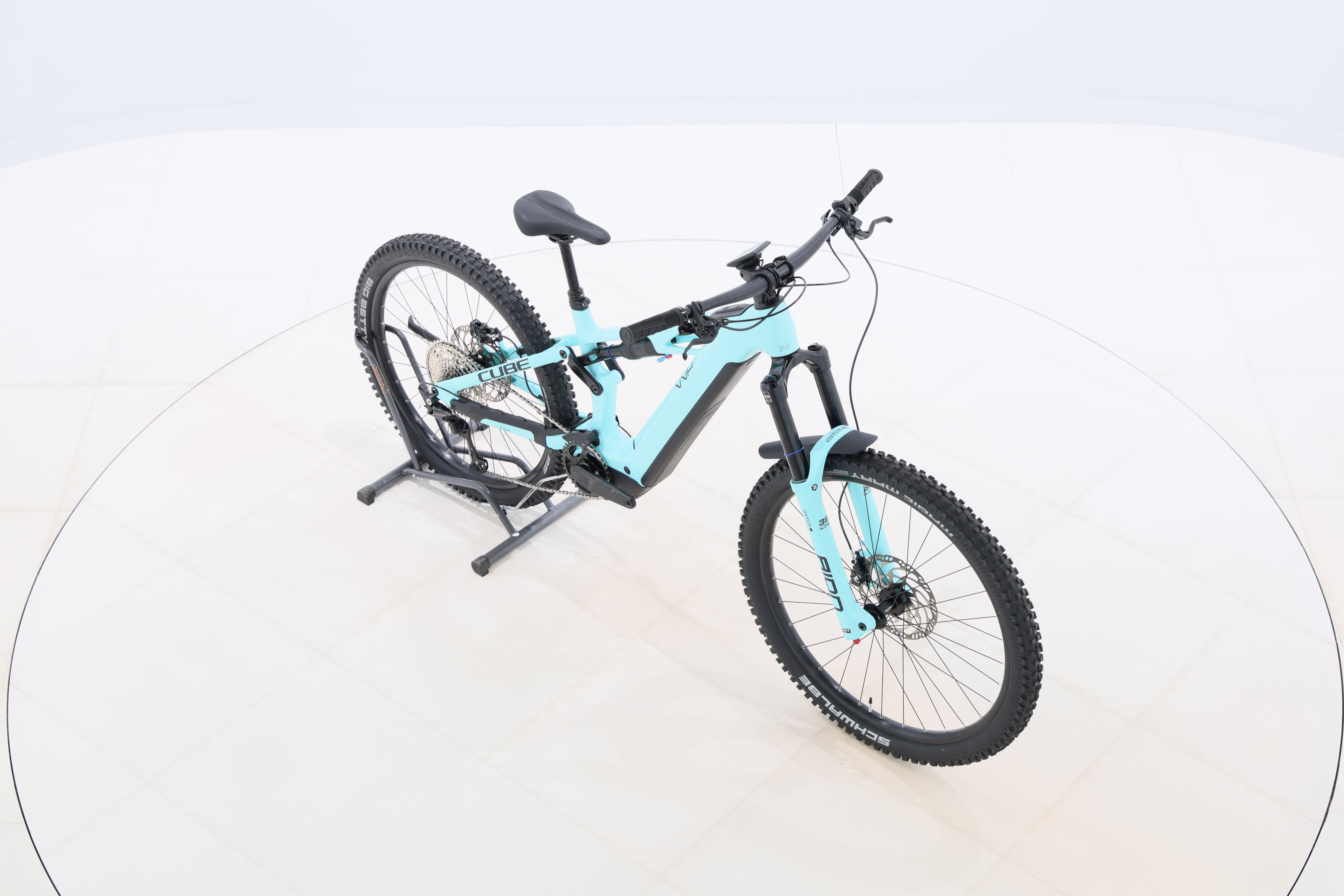 eb05f38d-1a64-4d5a-8d24-aca17552f4a9