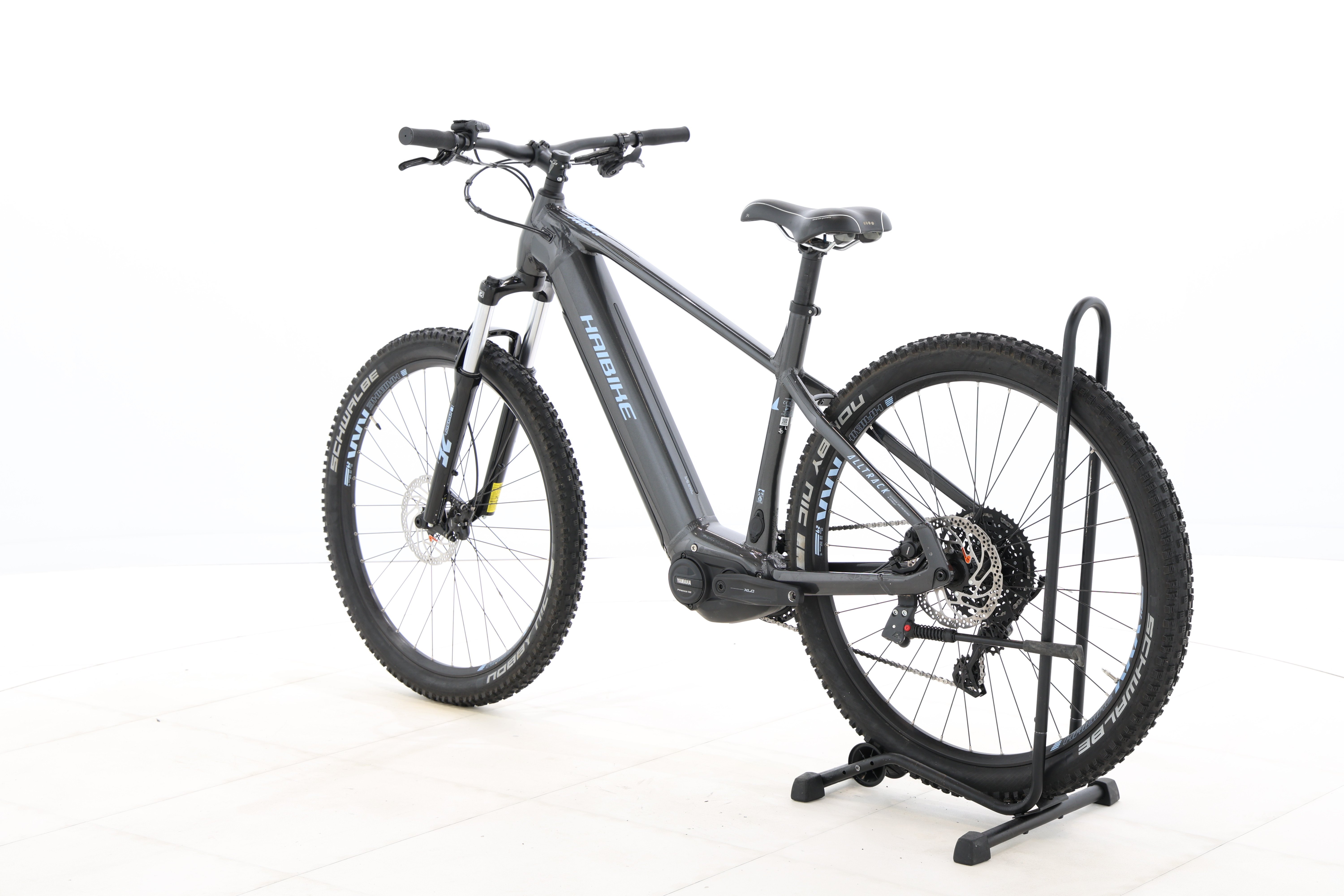 14898c9e-fc69-4a46-ae33-38e2a23b932f