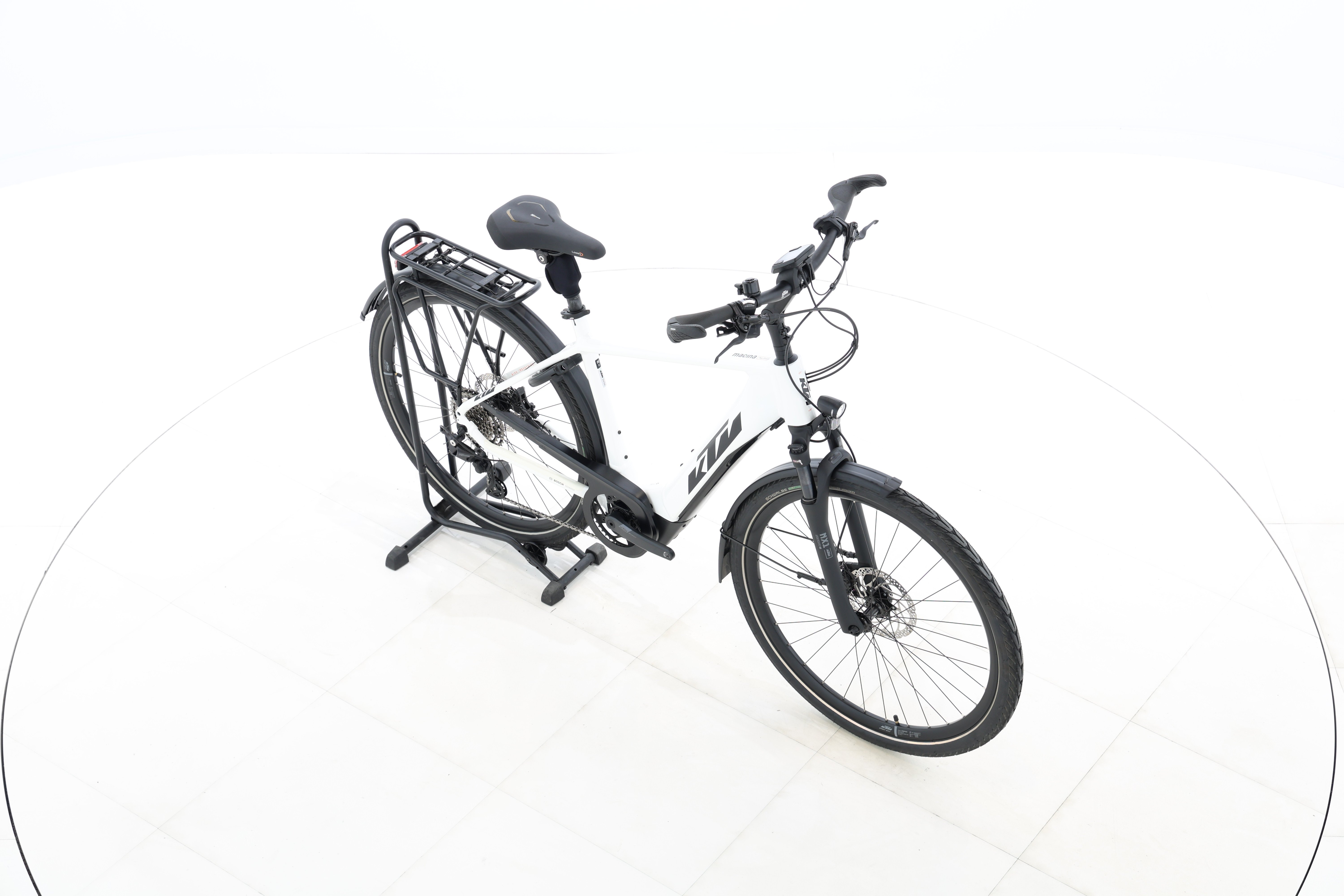 29ccc39a-872c-4bdc-8fea-e39e12e7a5db