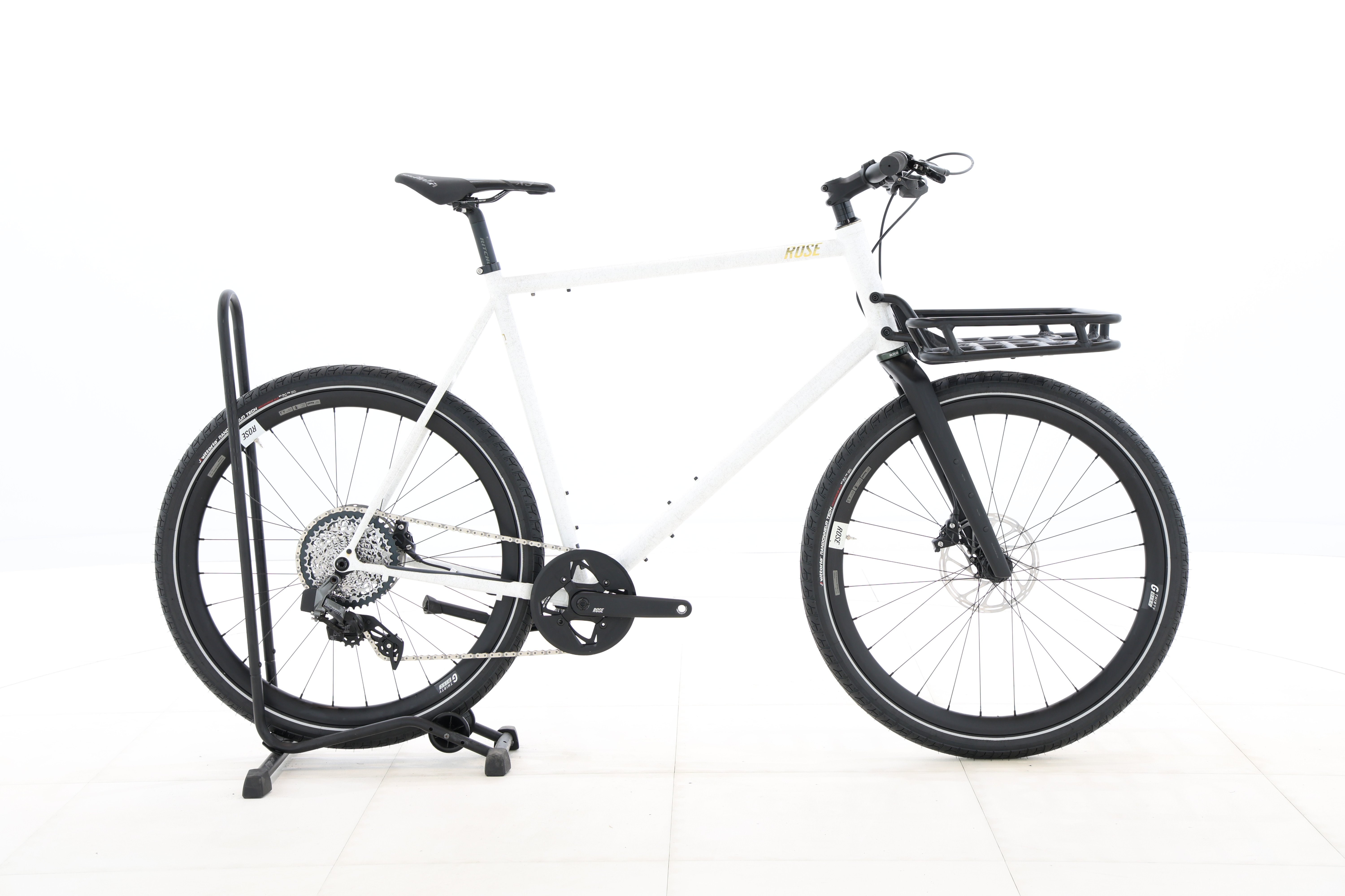 d6ecb666-95b9-4b29-bacf-771591f0427c