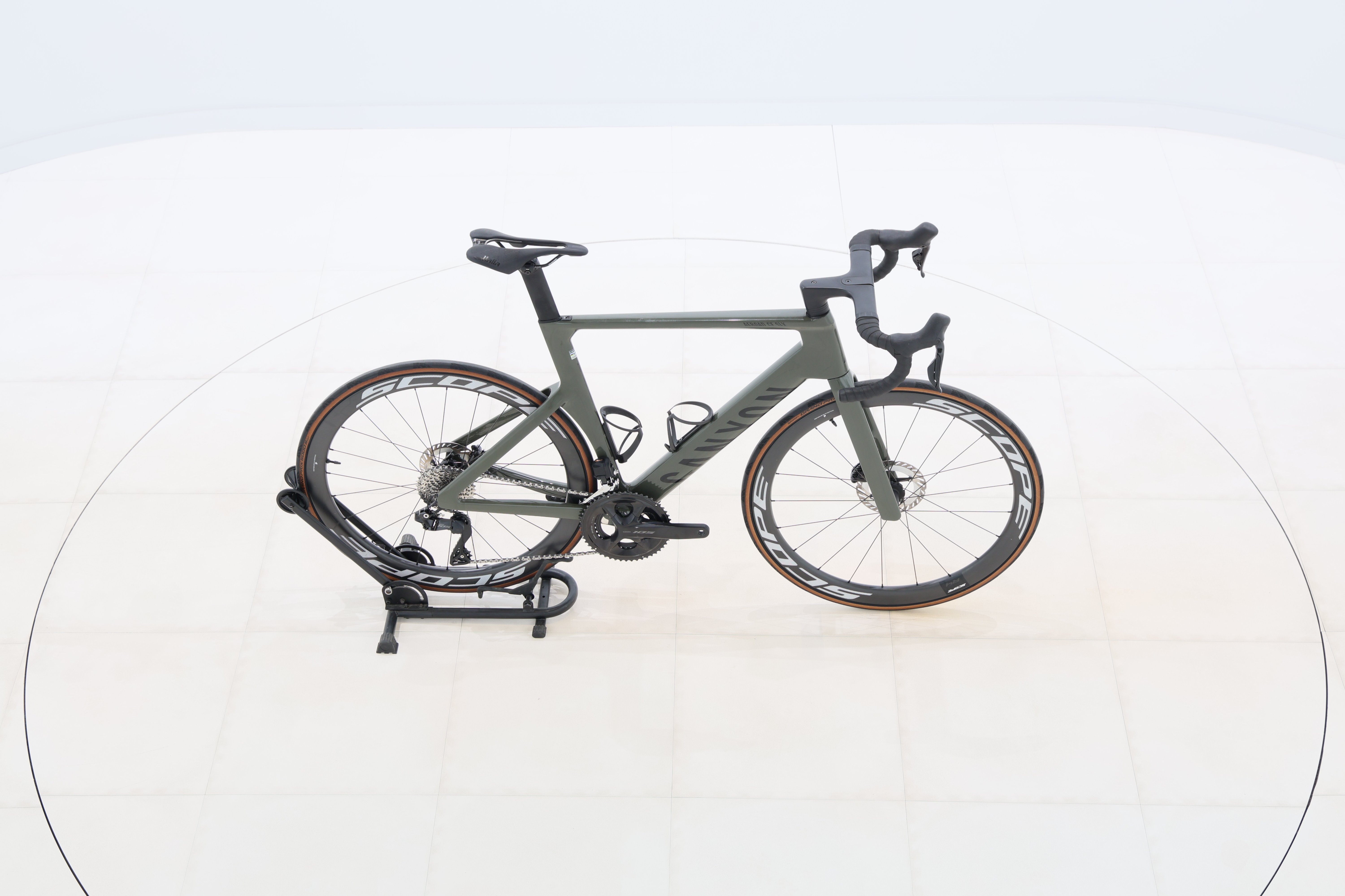 b1afb538-4769-4e65-b0b9-5f497ad3eca2