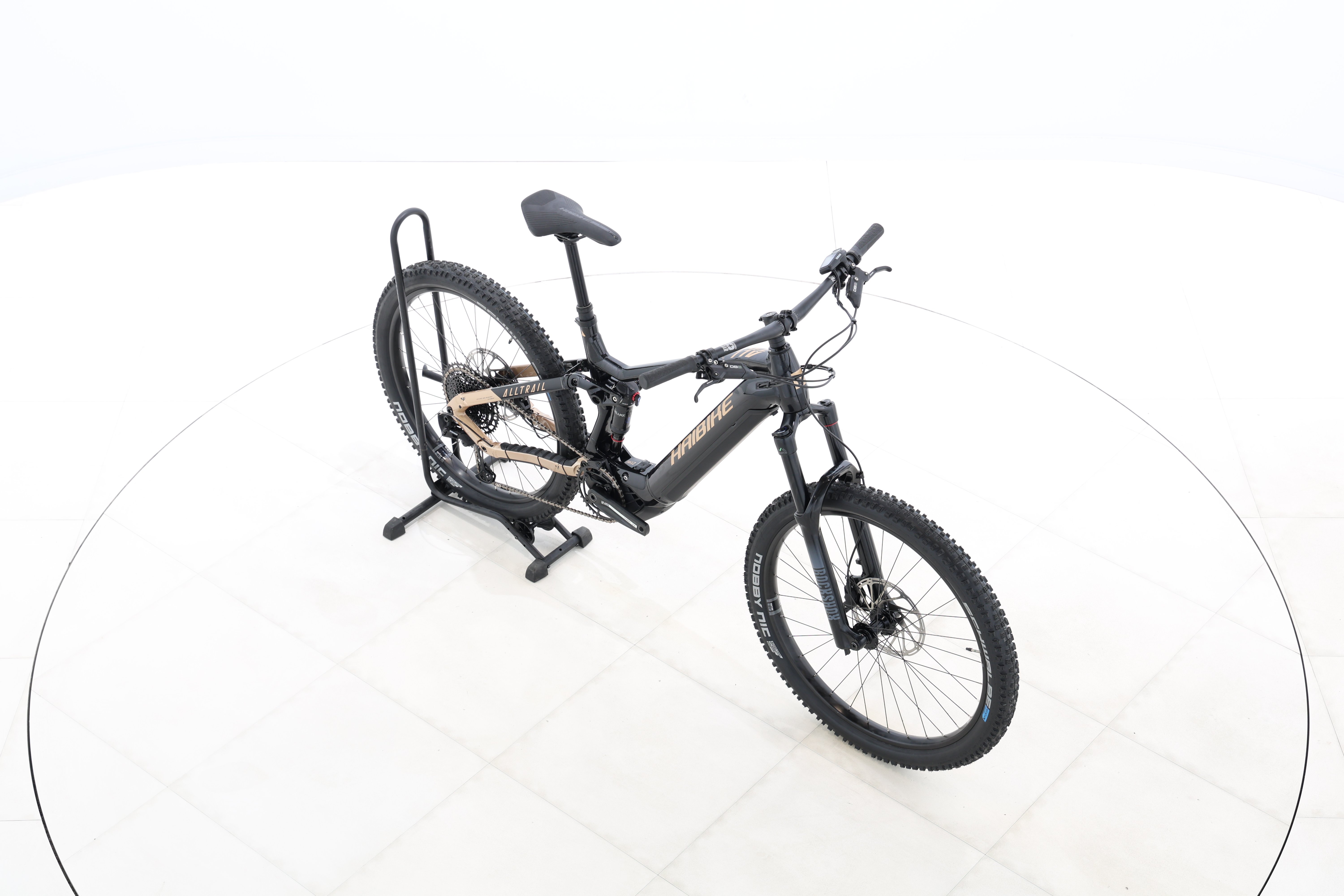 c207da6f-6485-4eb4-86e7-0e5790a6193c