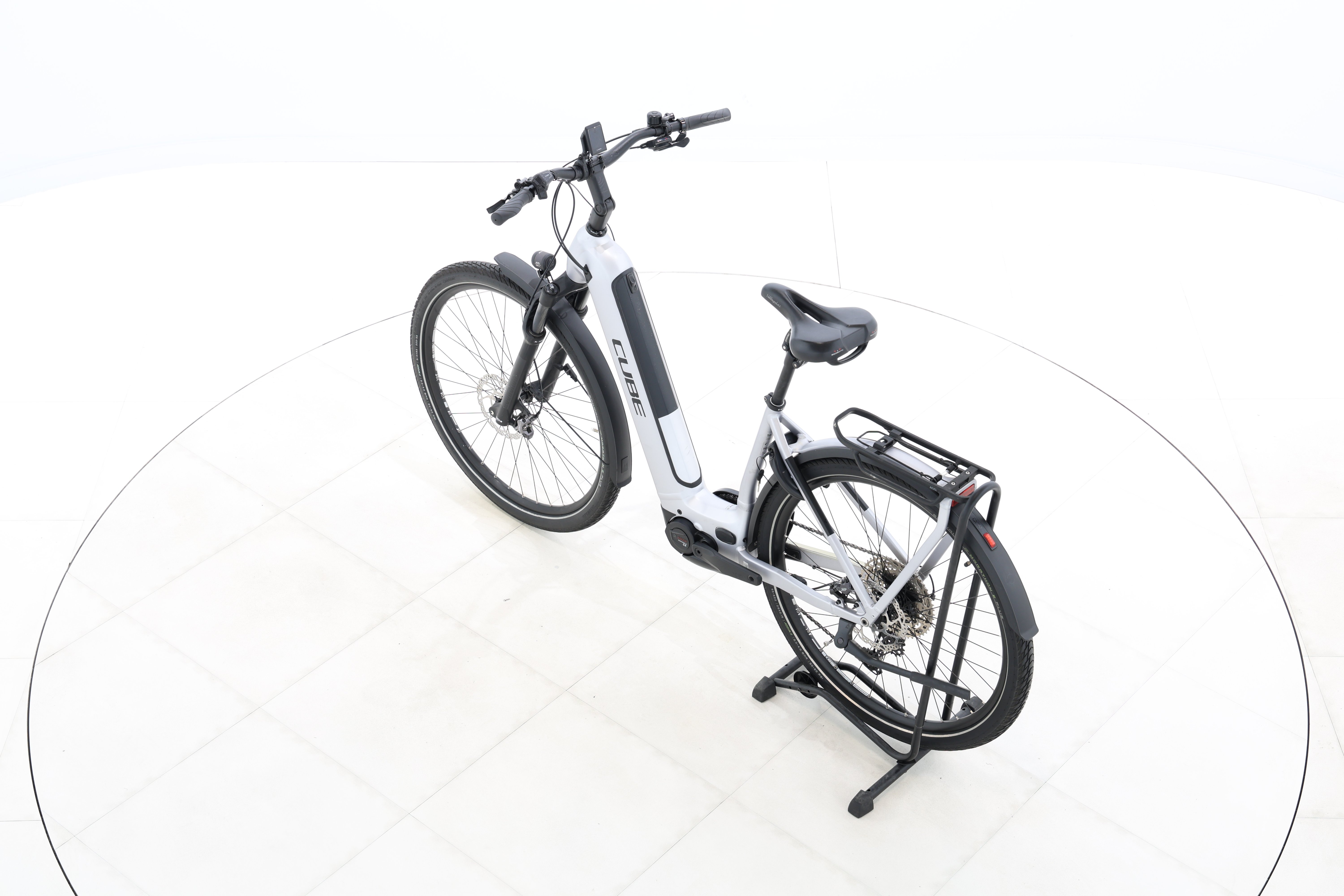 c4f1aac2-98b7-42c3-95a0-43581abdb351